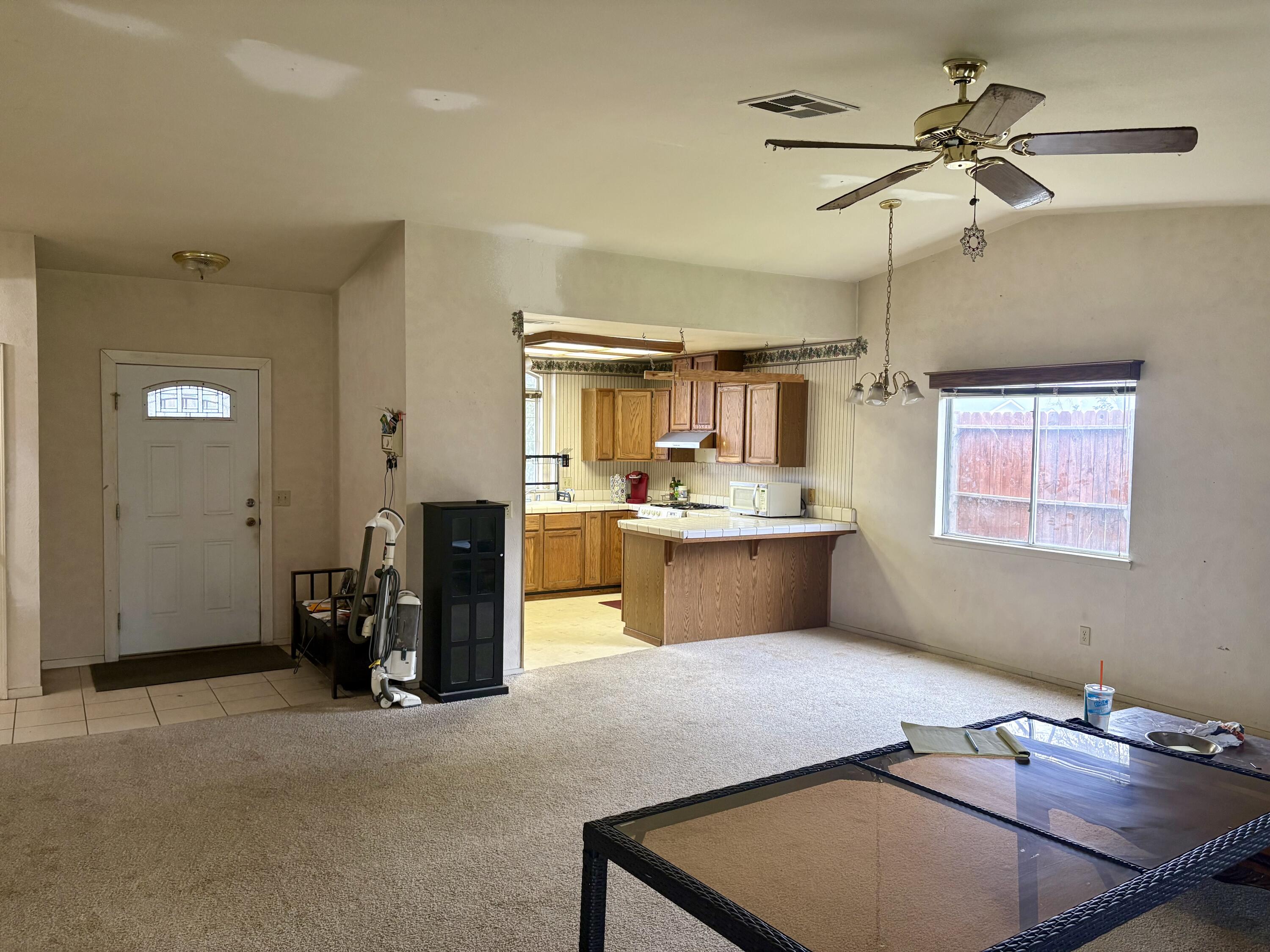 1900 E College Ave, Visalia, CA 93292