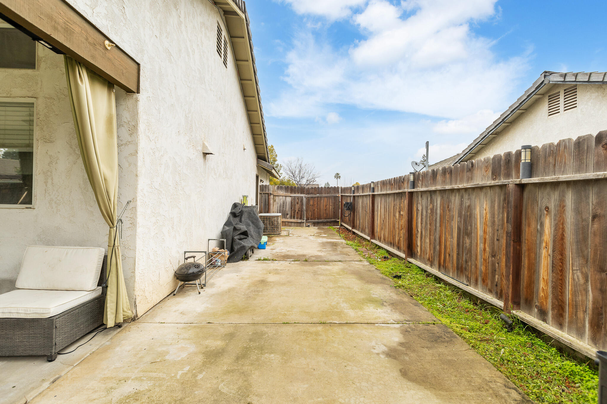 2481 W Monache Ln, Porterville, CA 93257