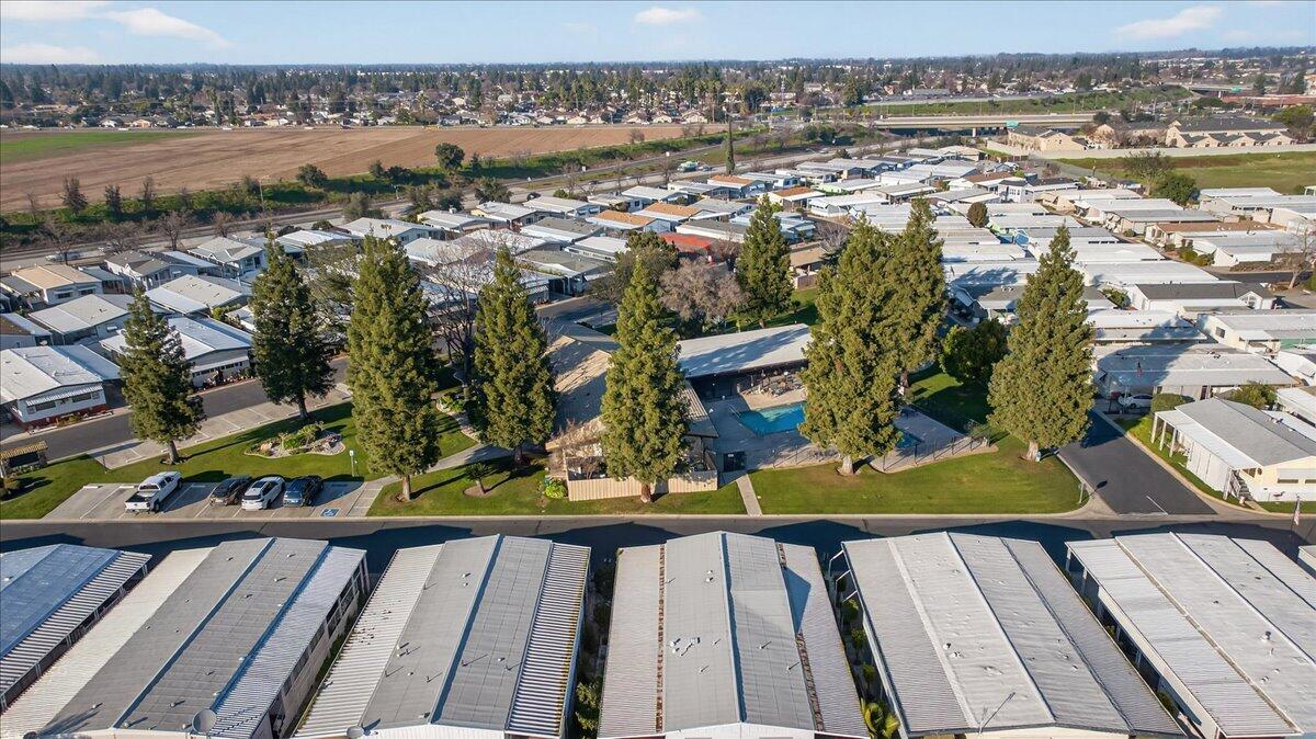 1001 Sylmar Ave #216, Clovis, CA 93612