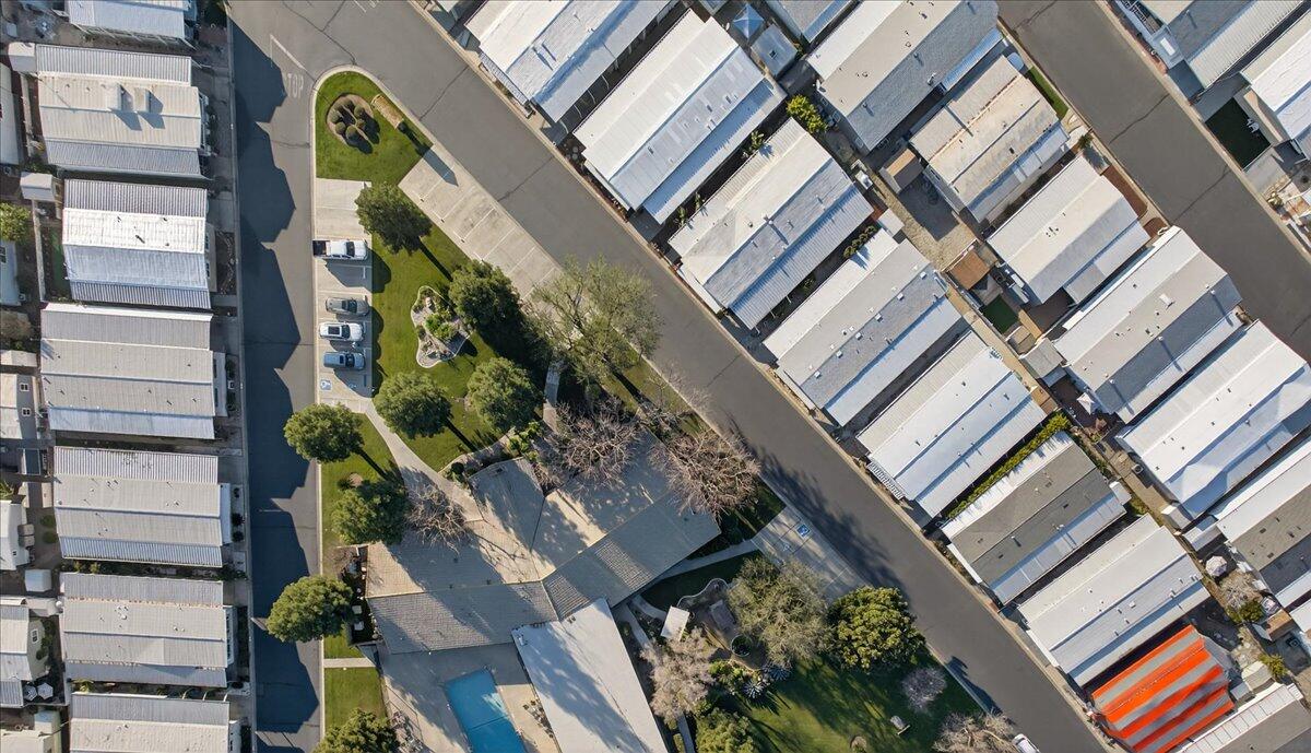 1001 Sylmar Ave #216, Clovis, CA 93612