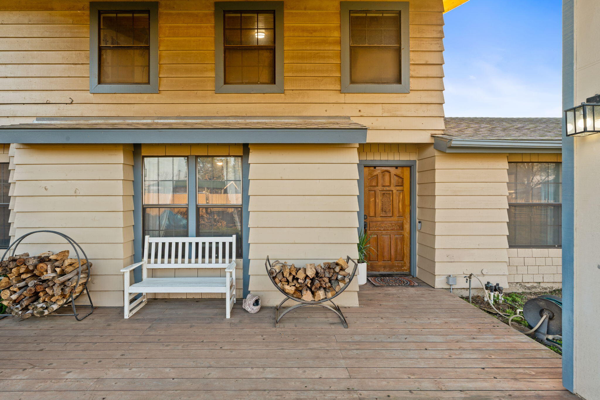 17799 Avenue 280 #B, Exeter, CA 93221