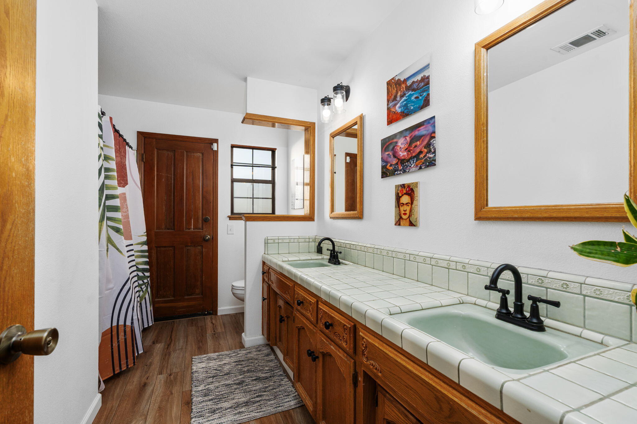 17799 Avenue 280 #B, Exeter, CA 93221