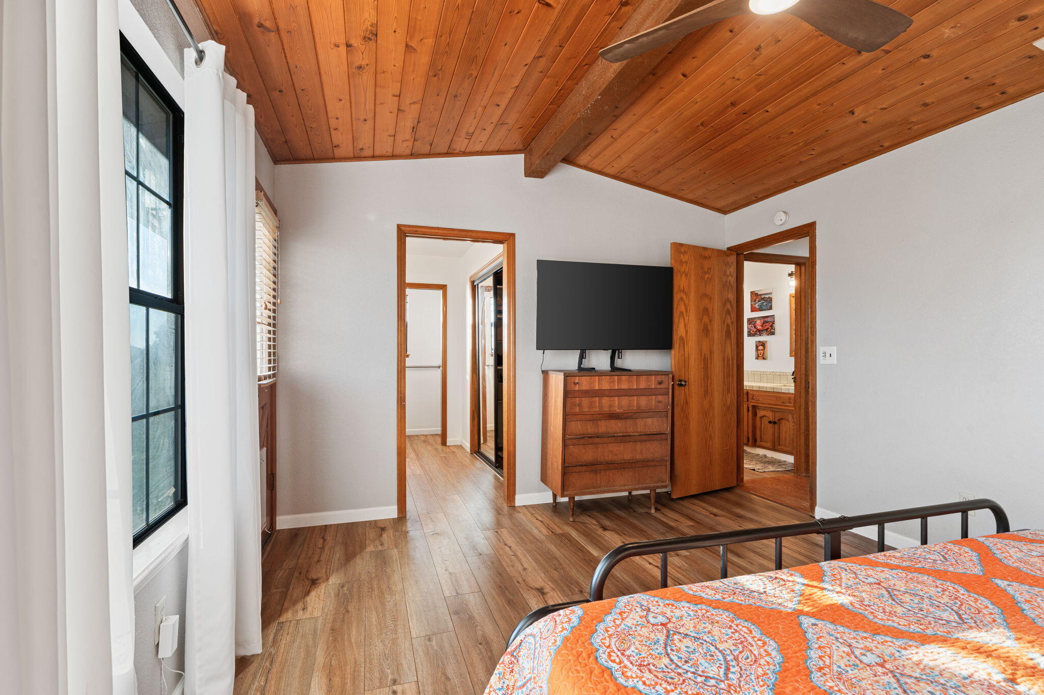 17799 Avenue 280 #B, Exeter, CA 93221