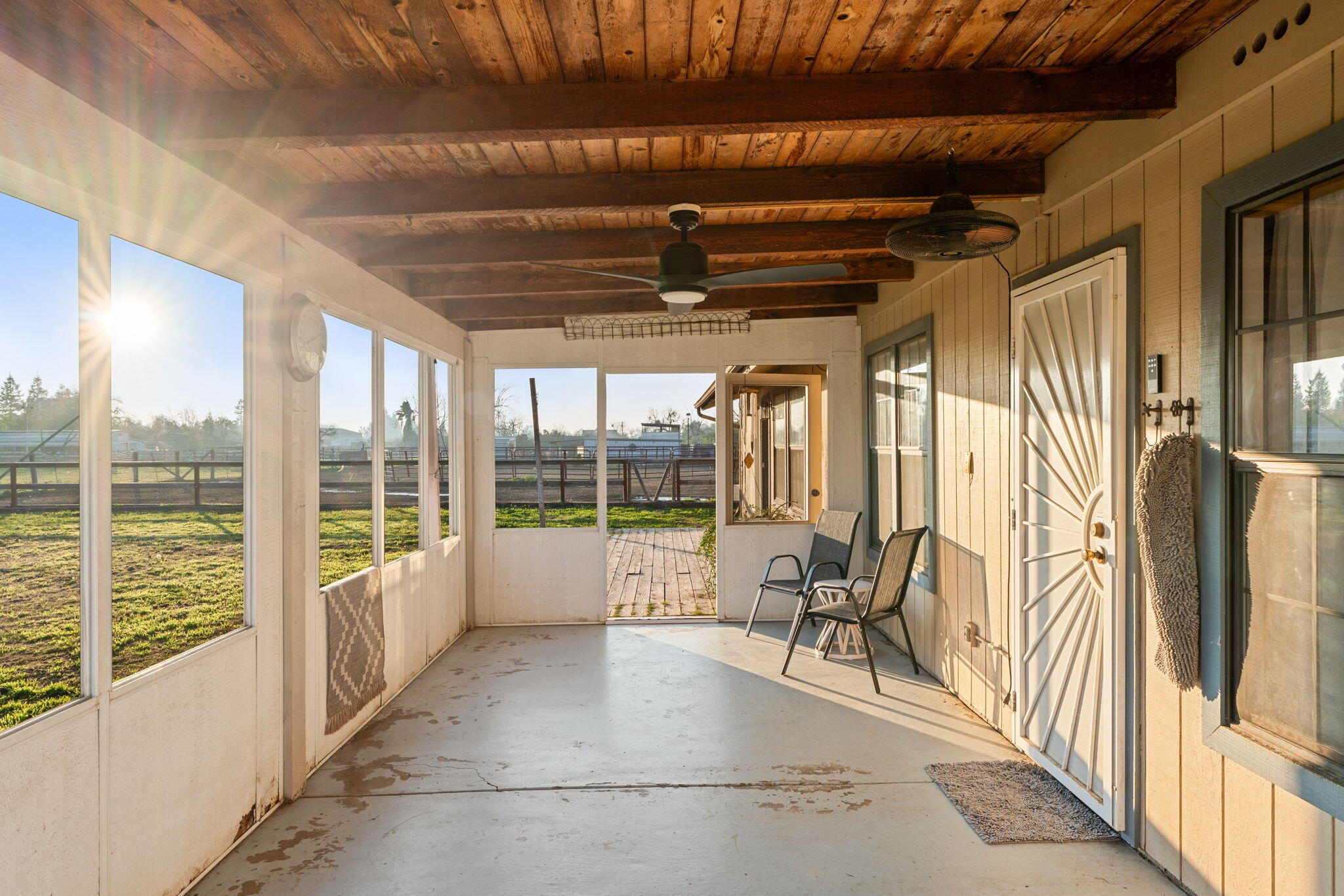 17799 Avenue 280 #B, Exeter, CA 93221