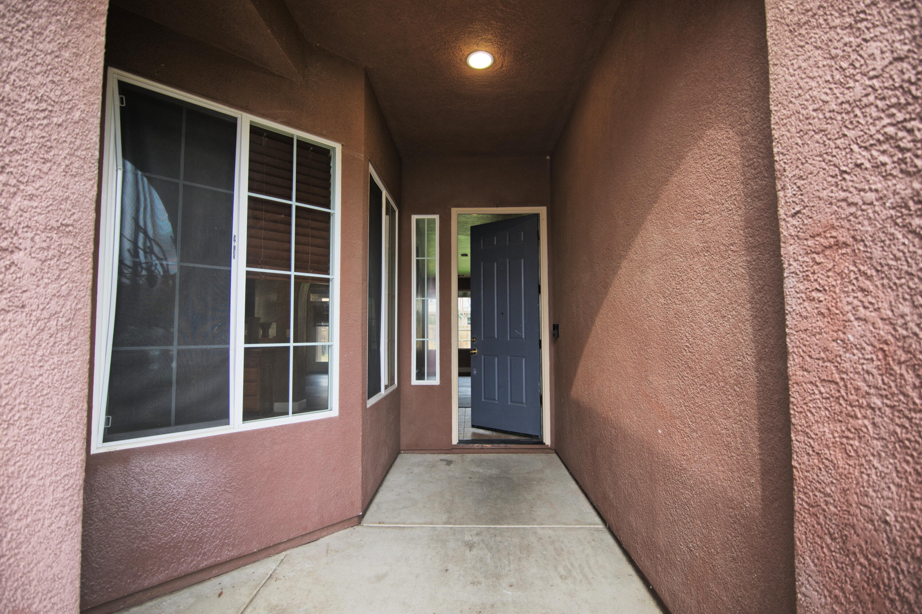 3206 W Vine Ave, Visalia, CA 93291