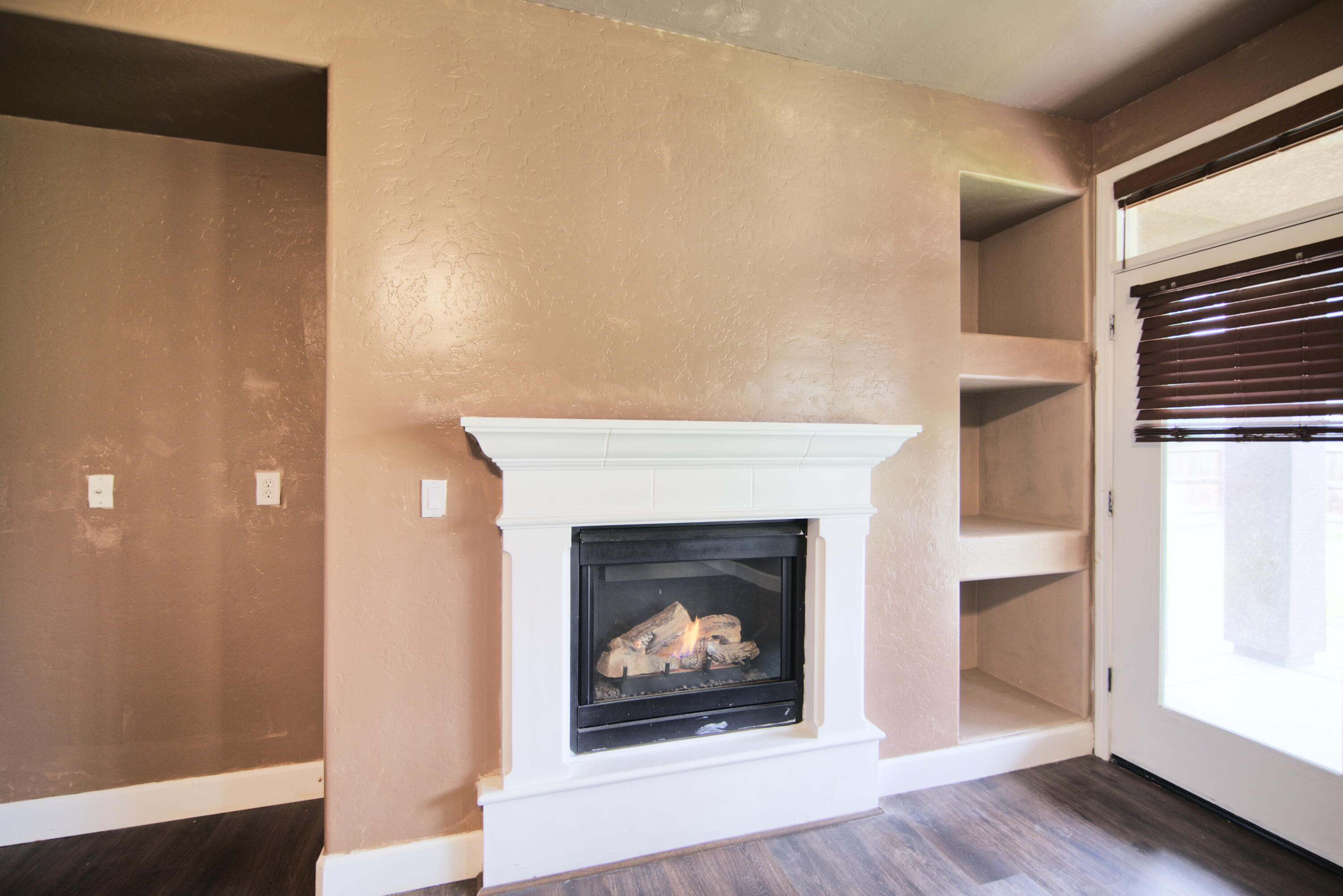 3206 W Vine Ave, Visalia, CA 93291