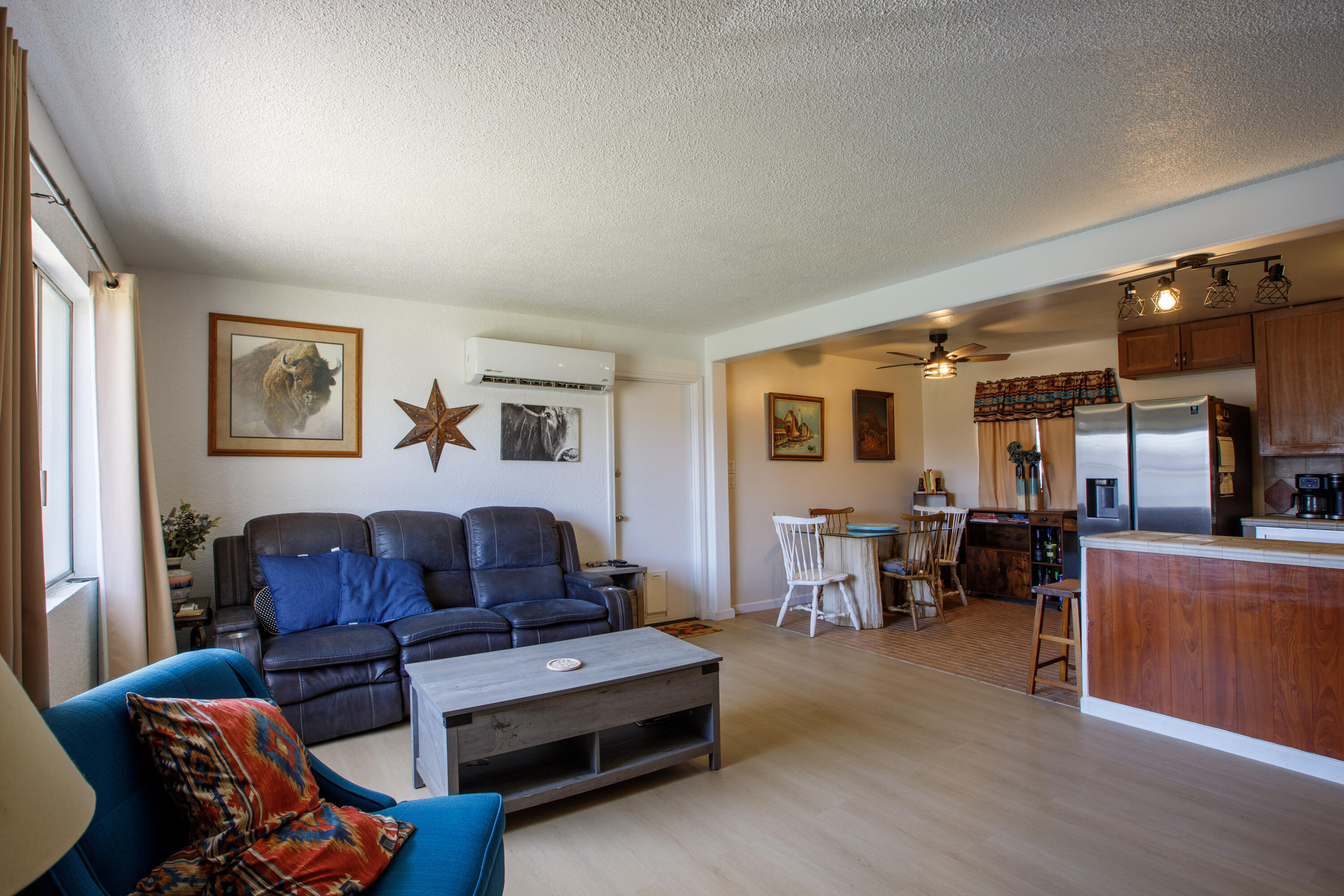 4069 N Sunnyside Ave, Fresno, CA 93727