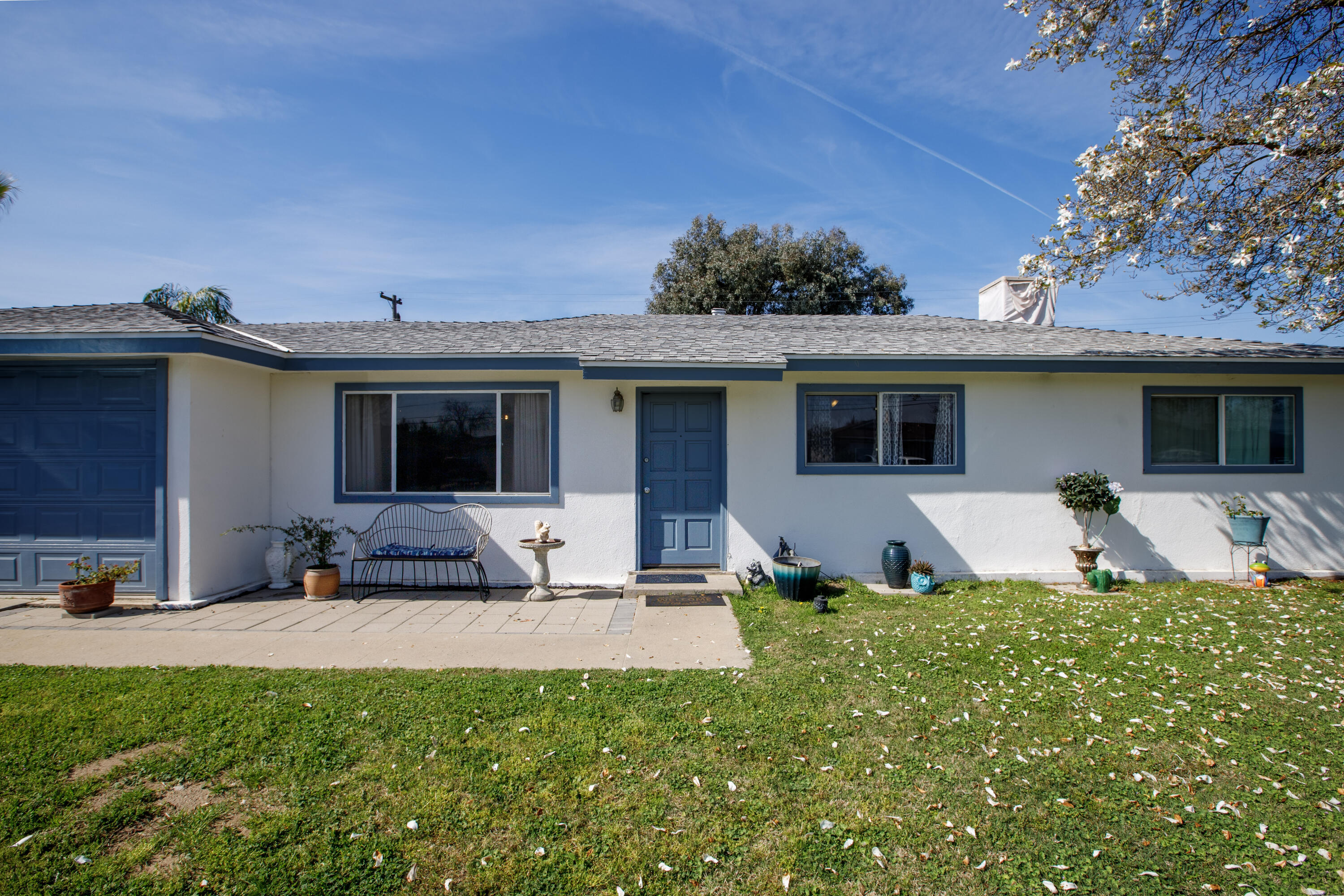 4069 N Sunnyside Ave, Fresno, CA 93727