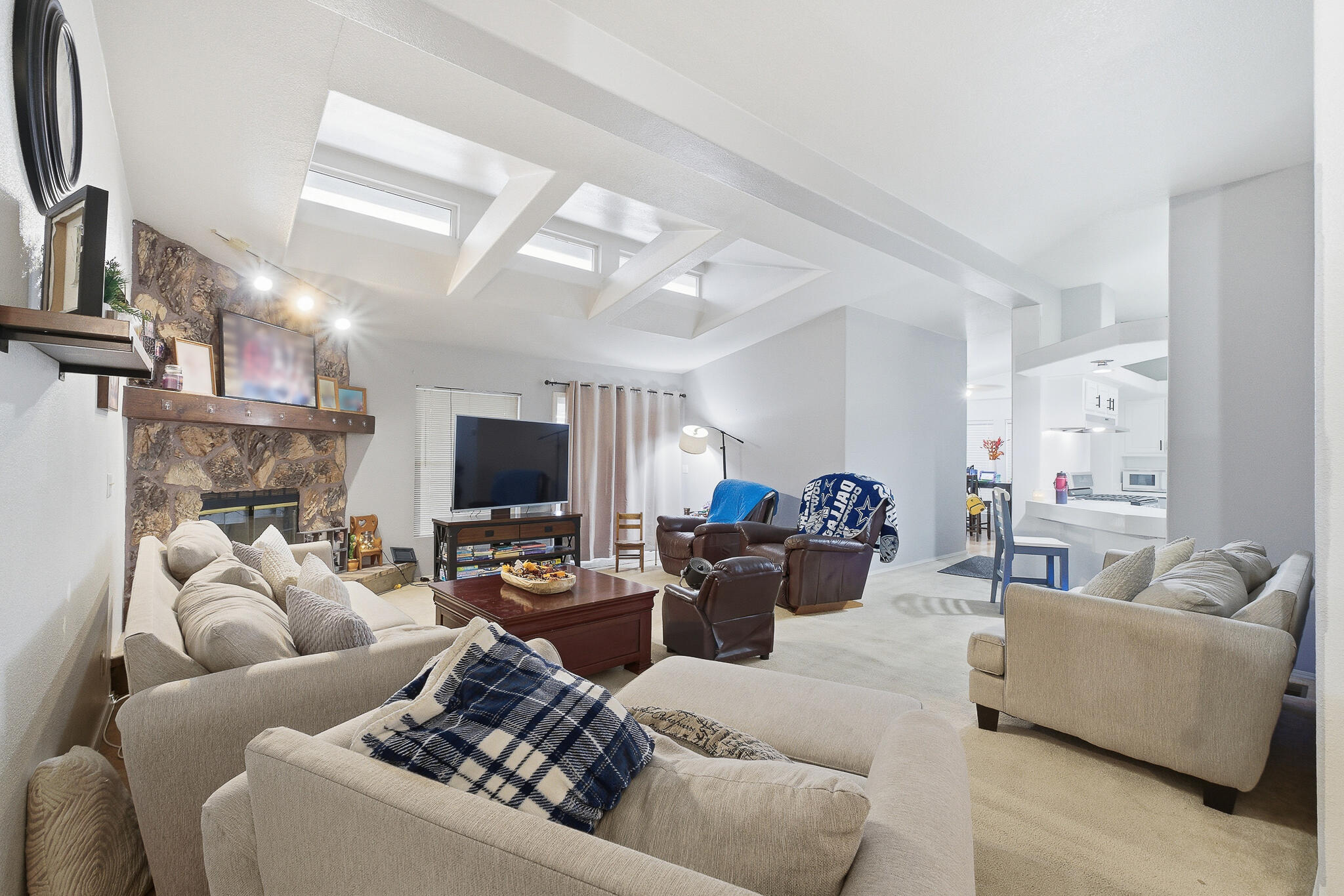 900 E Rankin Ave #121, Tulare, CA 93274