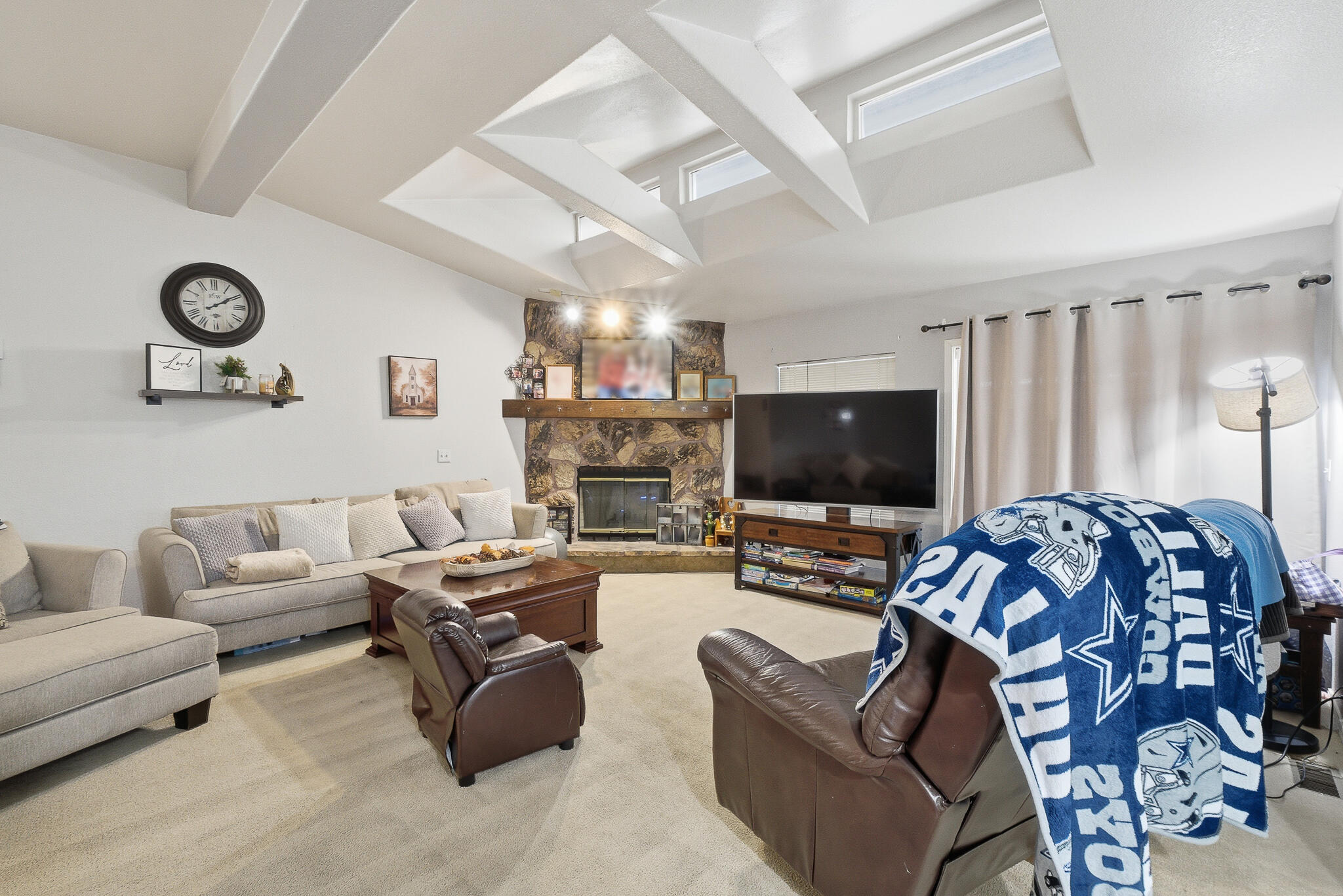 900 E Rankin Ave #121, Tulare, CA 93274