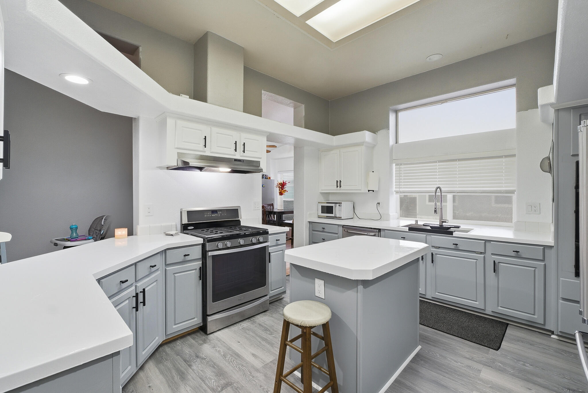 900 E Rankin Ave #121, Tulare, CA 93274