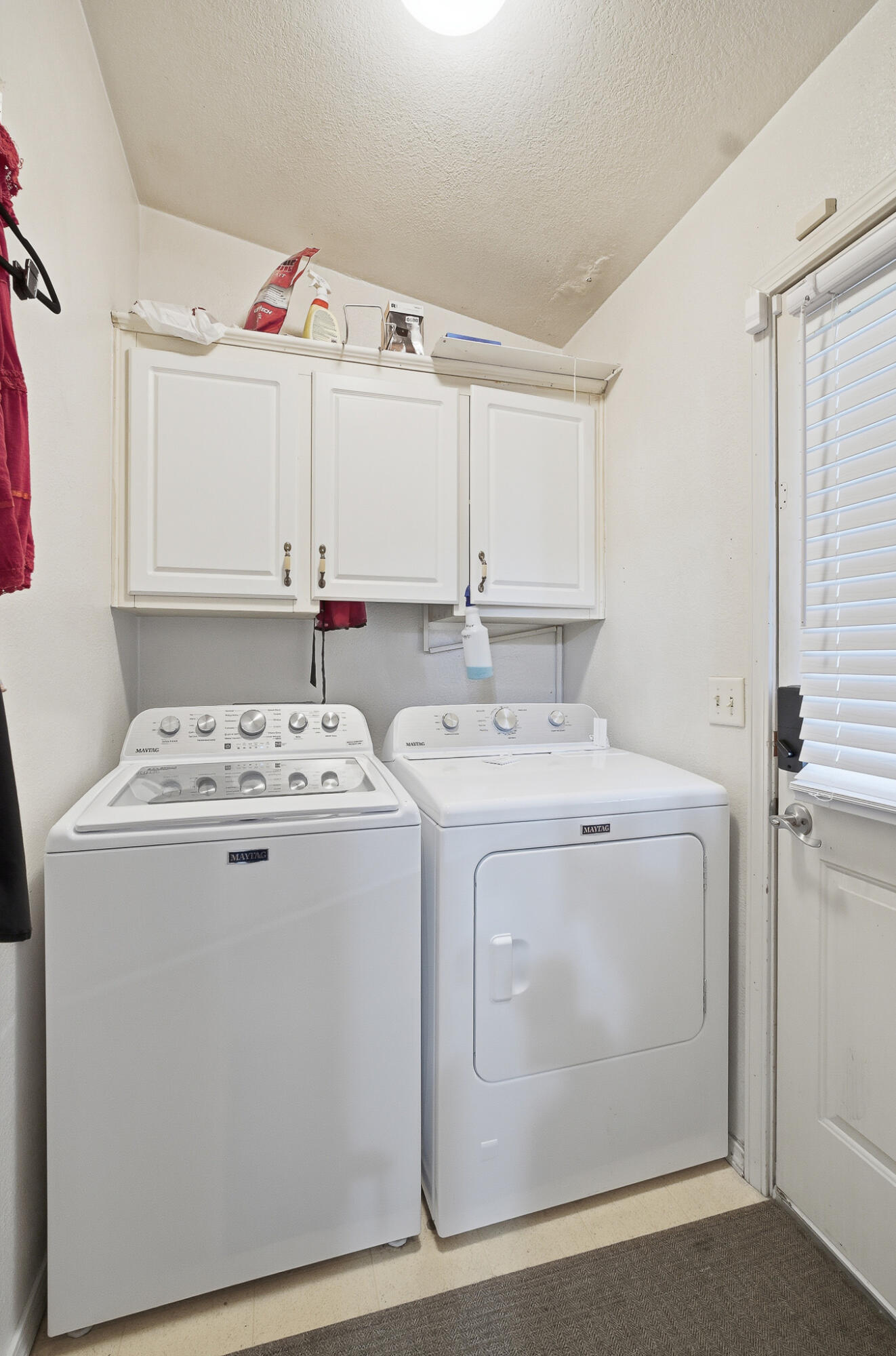 900 E Rankin Ave #121, Tulare, CA 93274