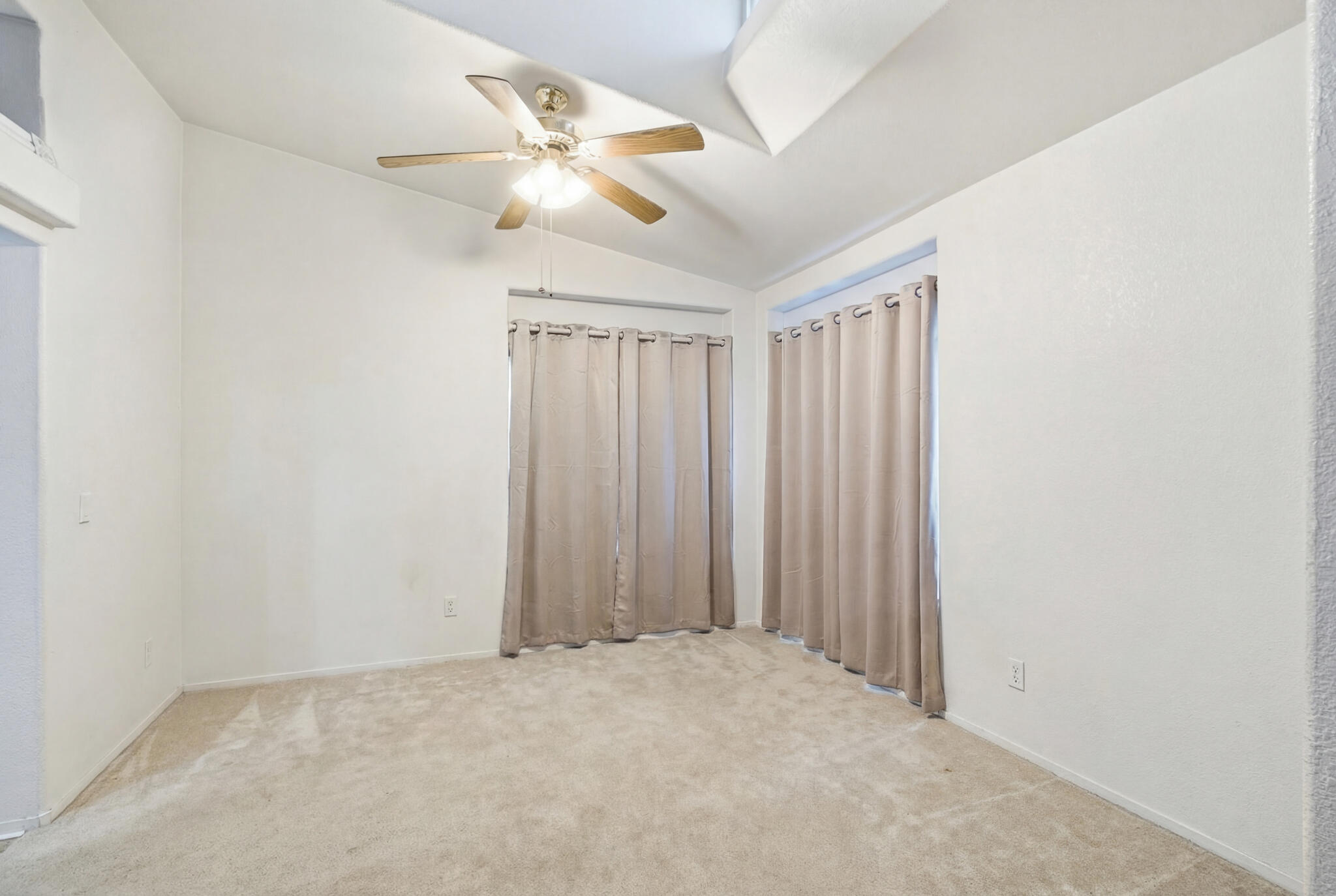 900 E Rankin Ave #121, Tulare, CA 93274