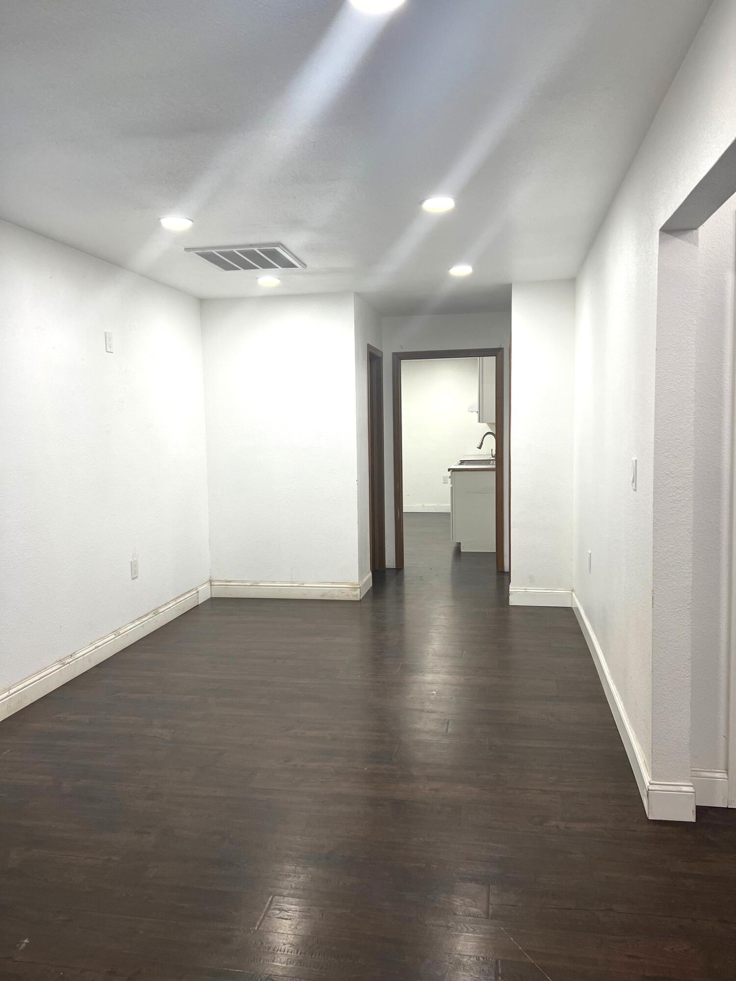 1021 Claire Ave, Corcoran, CA 93212