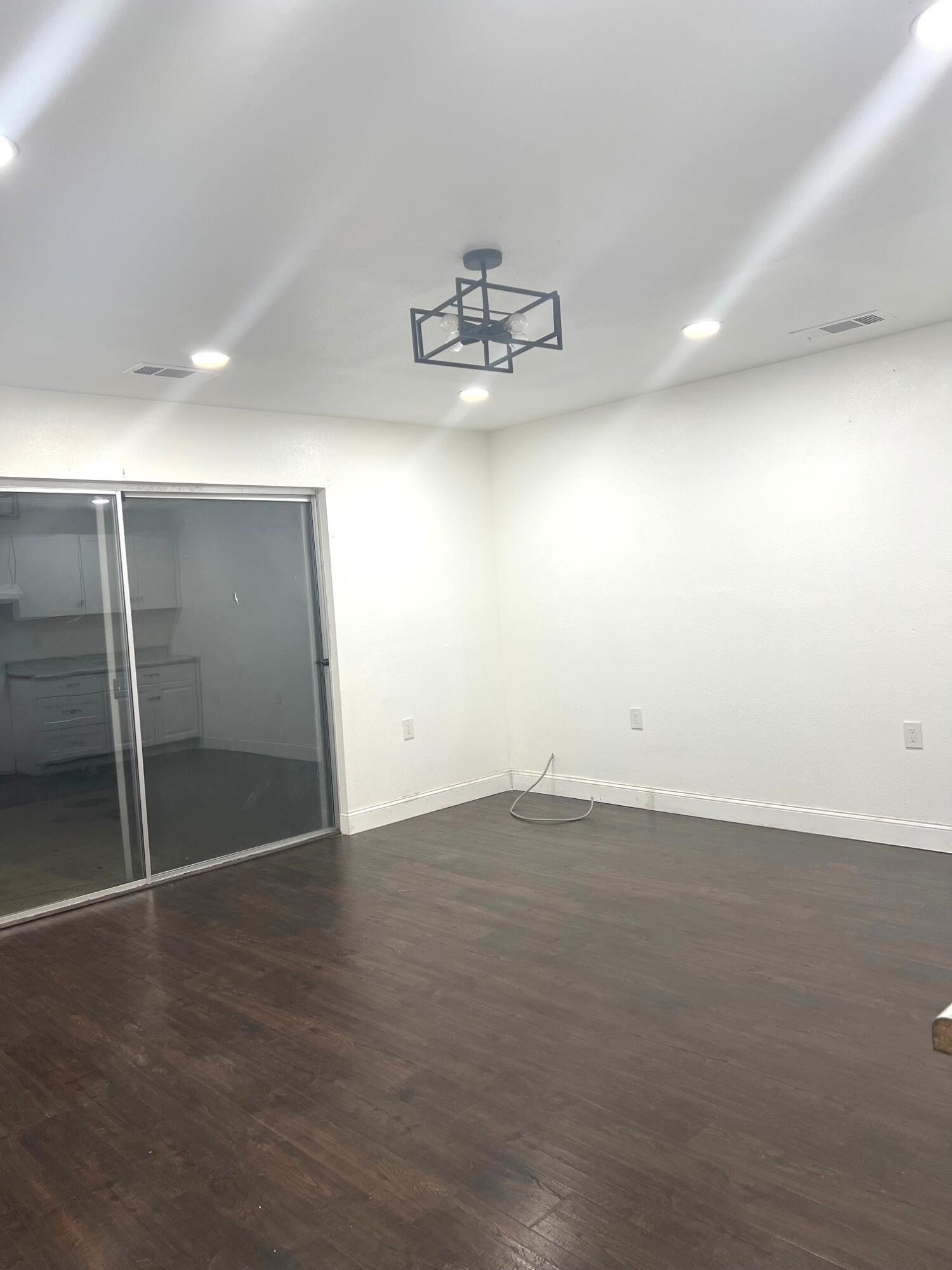 1021 Claire Ave, Corcoran, CA 93212