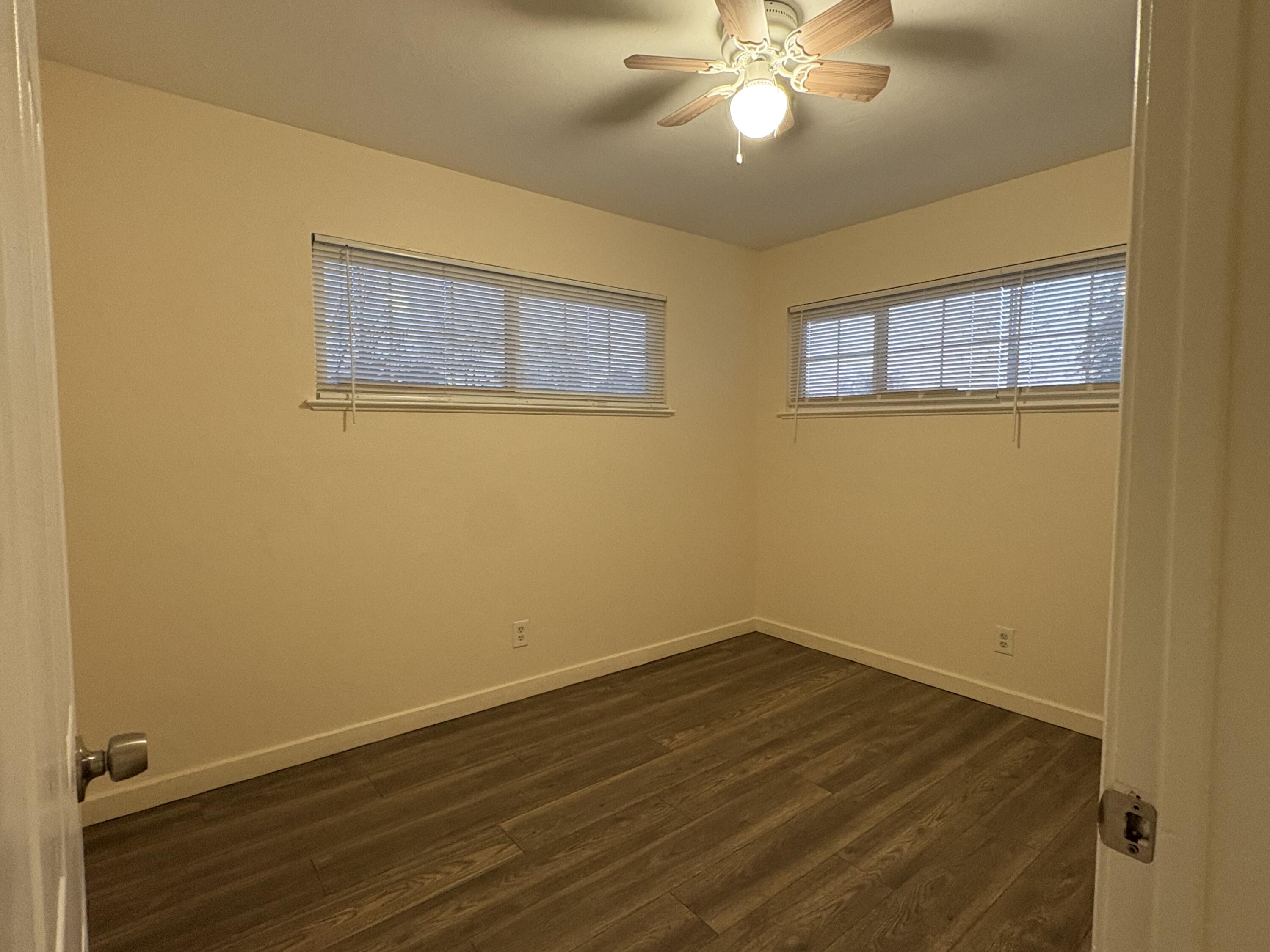 622 W Howard Ave, Visalia, CA 93277