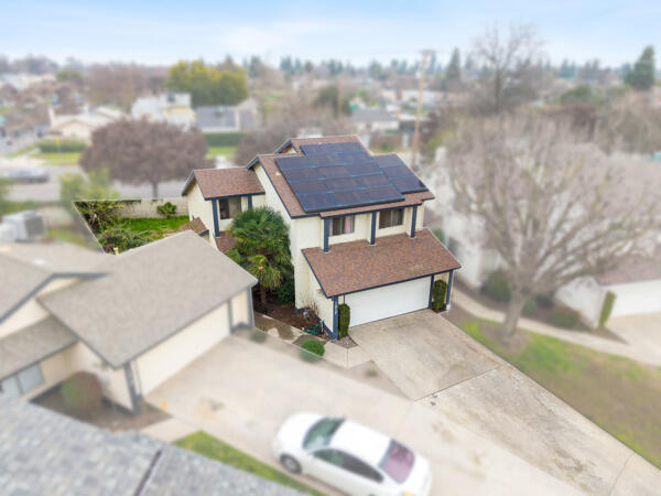 1217 E Ferguson Ave, Visalia, CA 93292