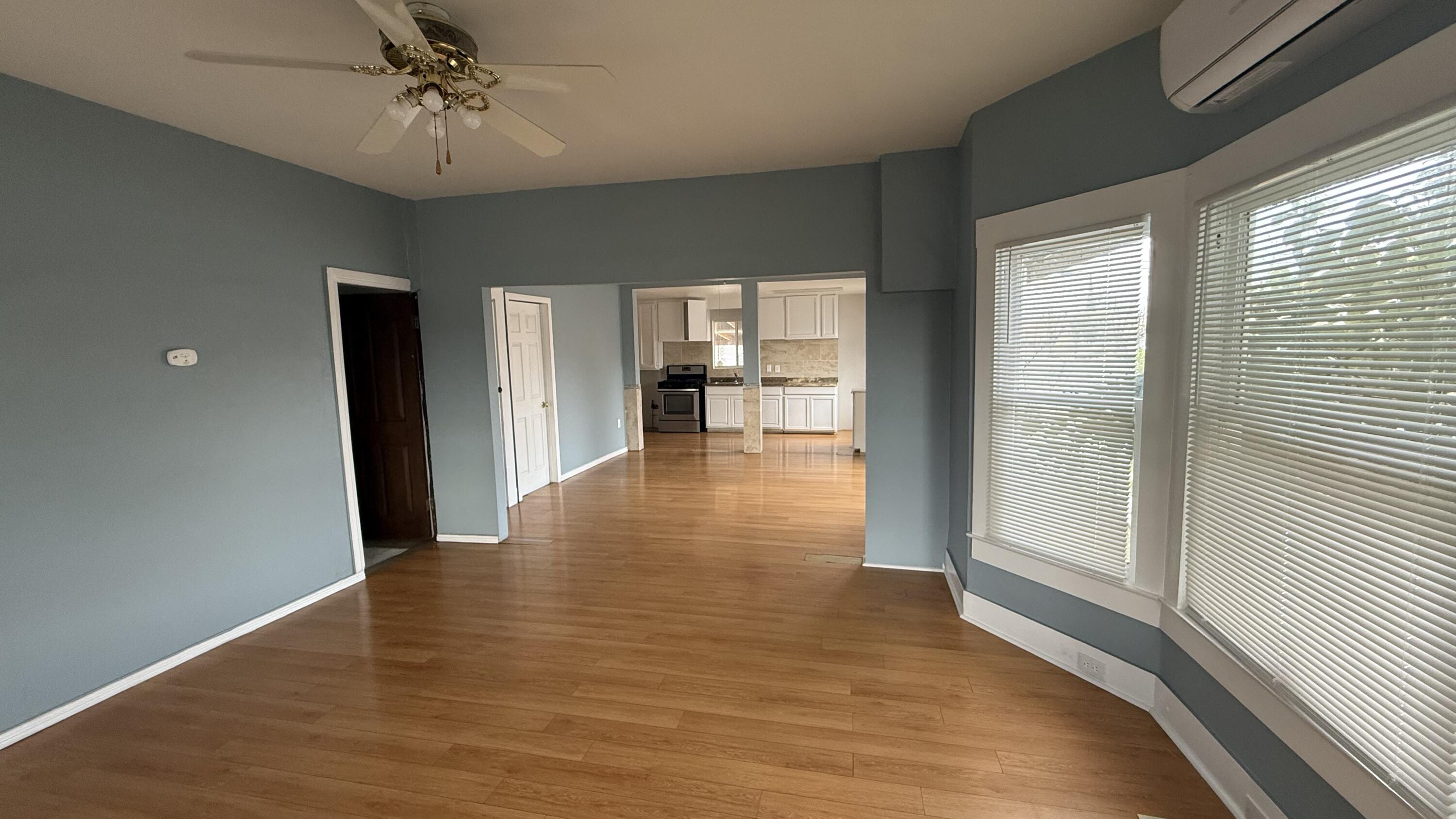 196 S Mirage Ave, Lindsay, CA 93247