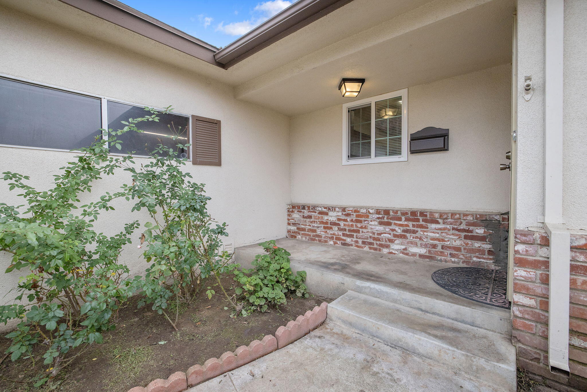 692 W Gettysburg Ave, Clovis, CA 93612