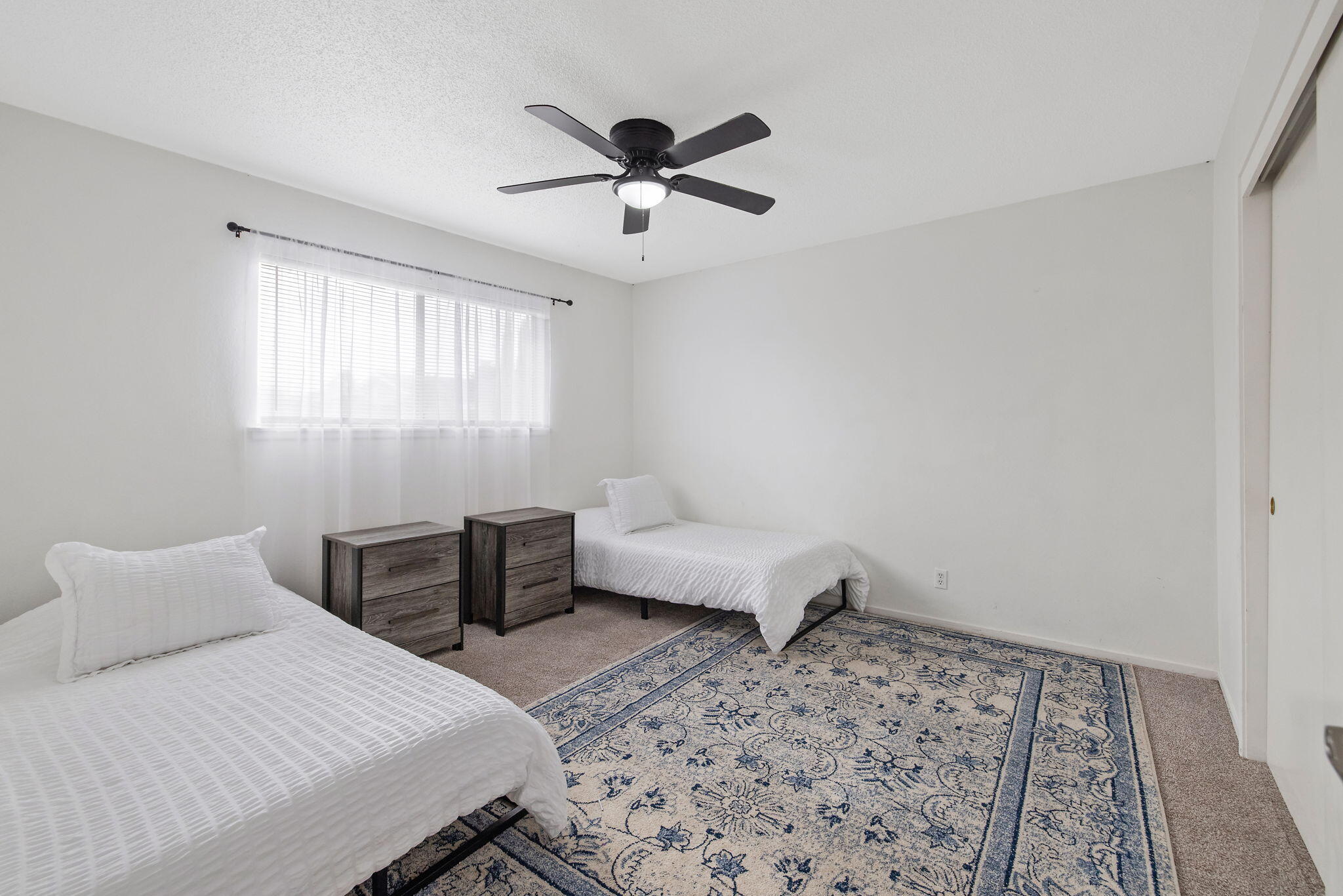 692 W Gettysburg Ave, Clovis, CA 93612