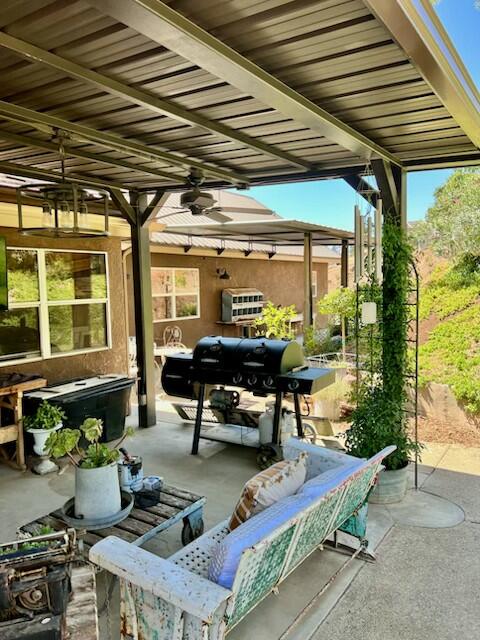 30304d Holdridge Dr #D, Porterville, CA 93257