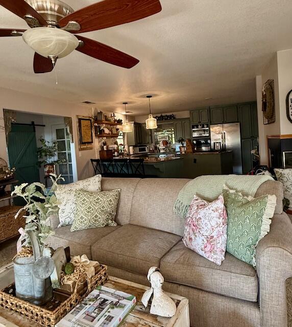 30304d Holdridge Dr #D, Porterville, CA 93257