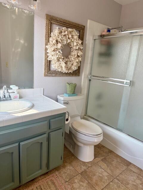 30304d Holdridge Dr #D, Porterville, CA 93257