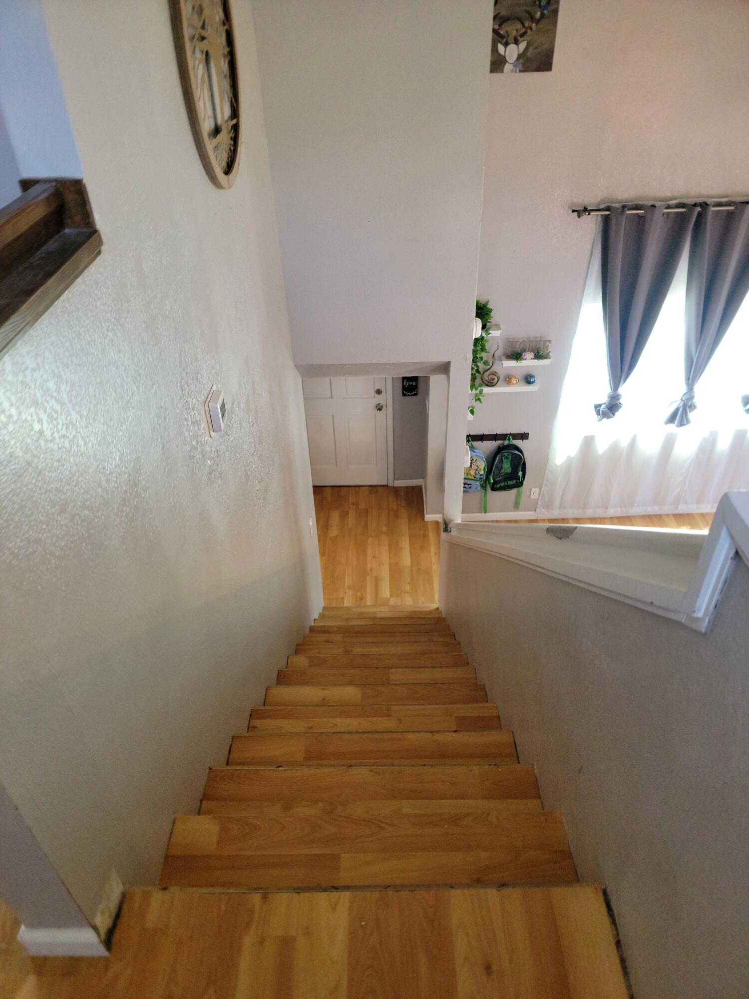 924 E Oakridge Ave, Visalia, CA 93292