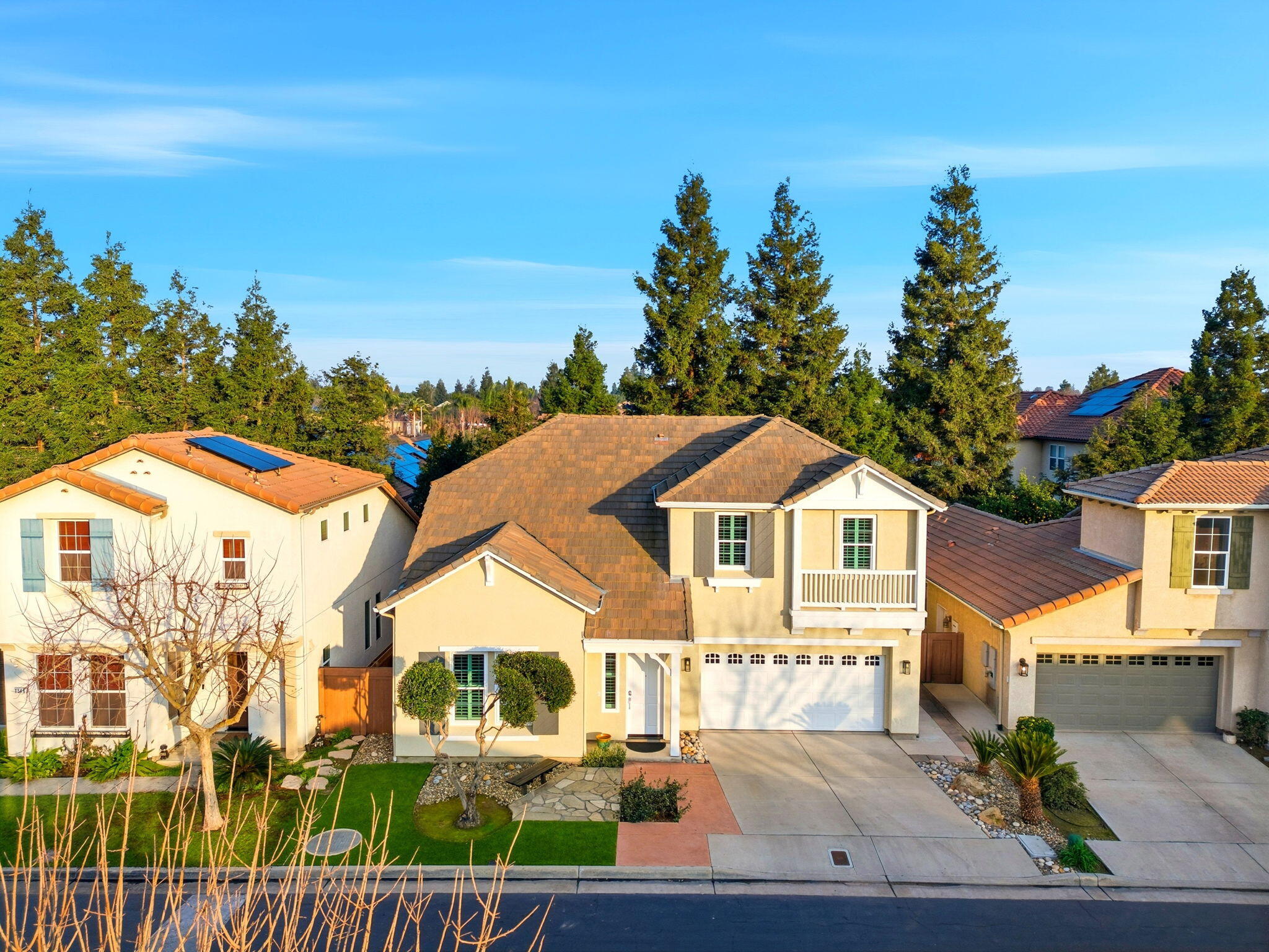 1534 N Pisa St, Visalia, CA 93291