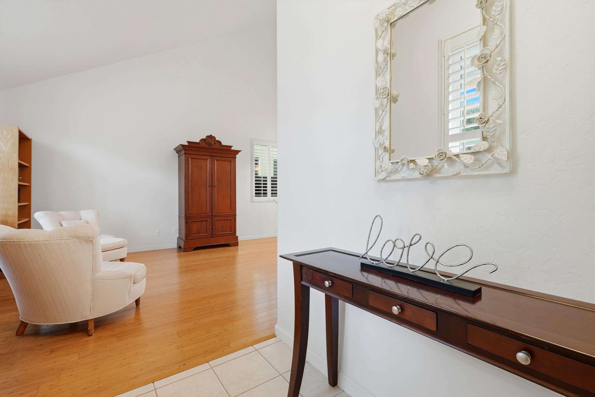 1534 N Pisa St, Visalia, CA 93291