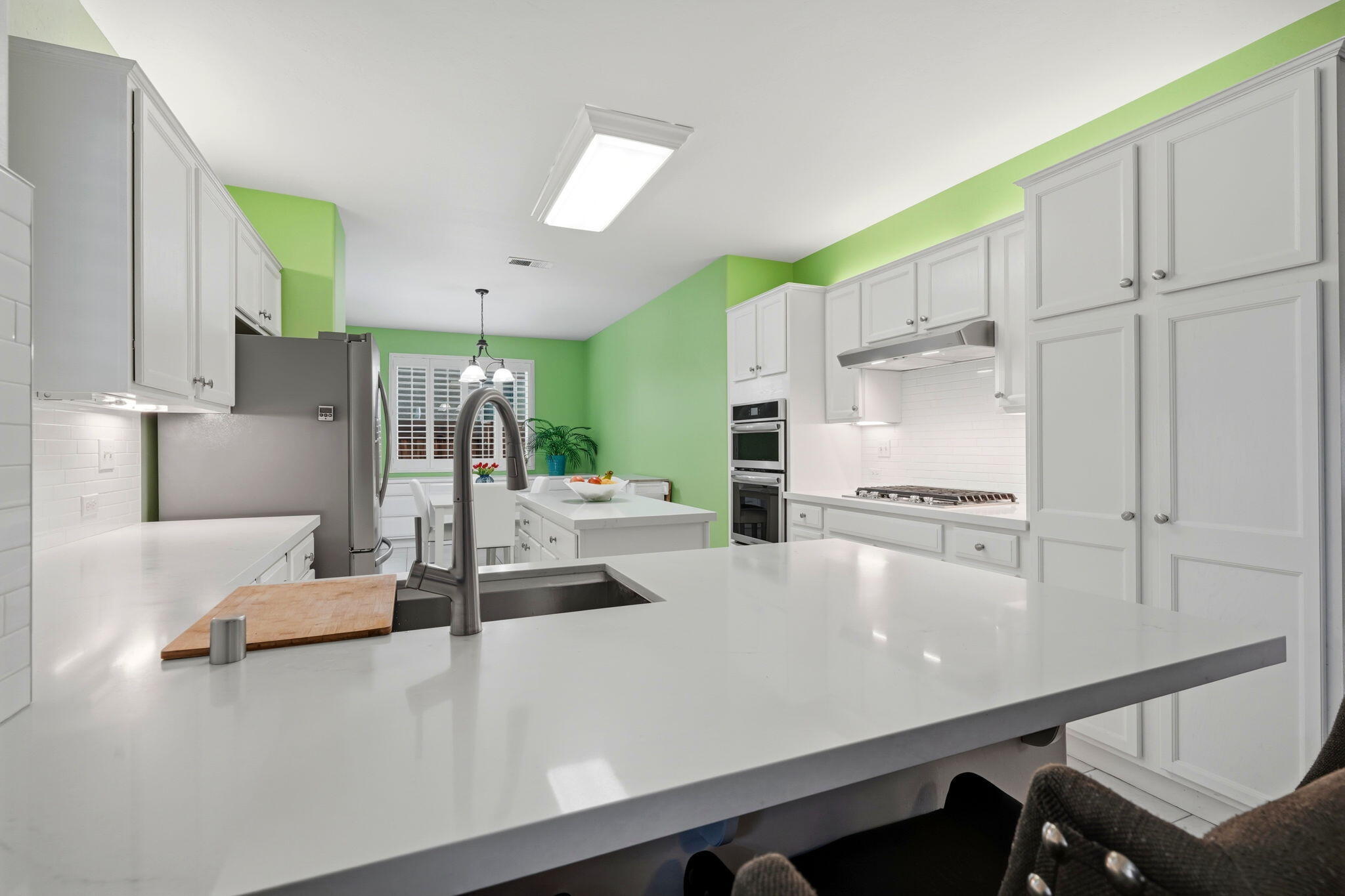 1534 N Pisa St, Visalia, CA 93291