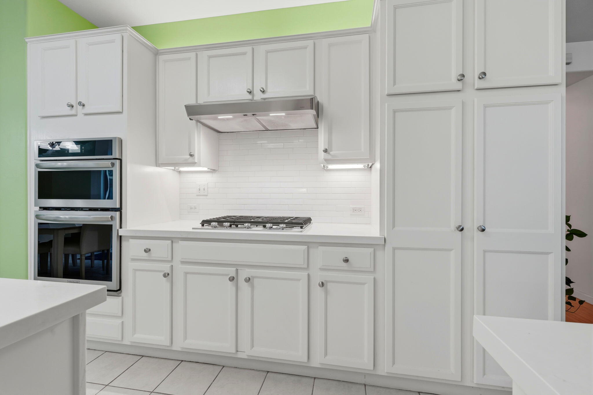 1534 N Pisa St, Visalia, CA 93291