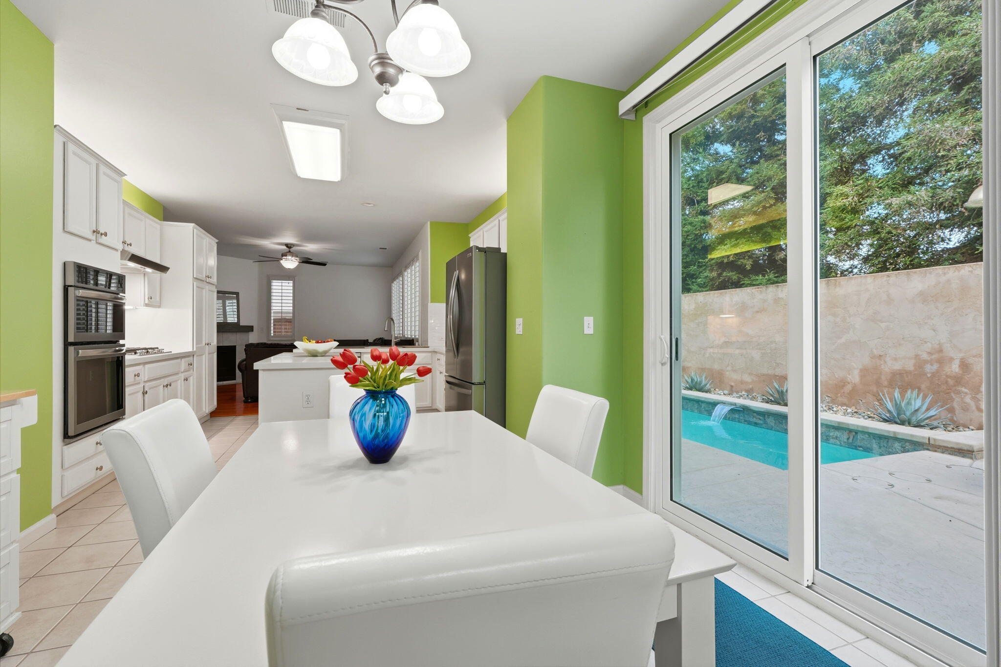 1534 N Pisa St, Visalia, CA 93291