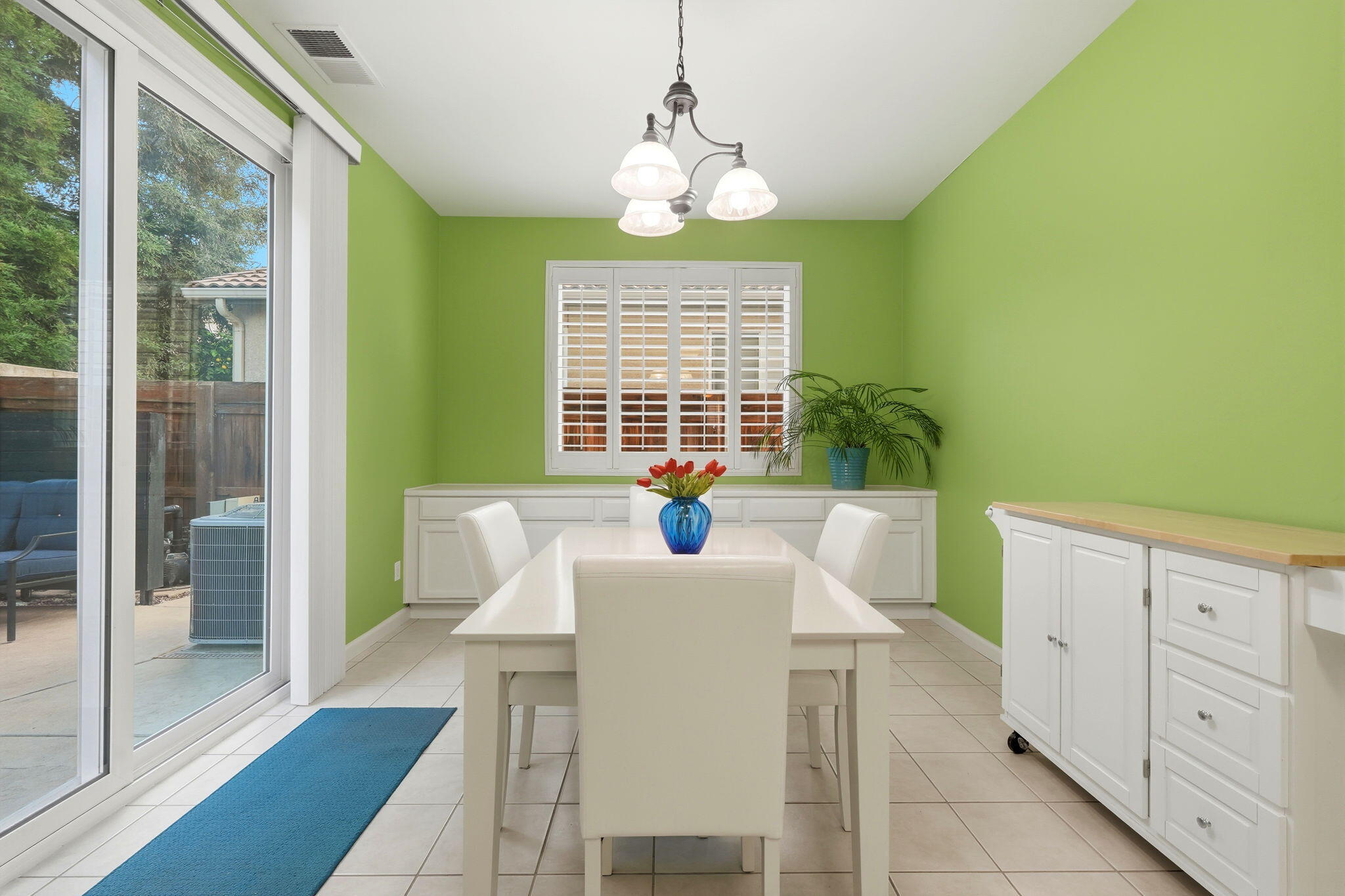 1534 N Pisa St, Visalia, CA 93291