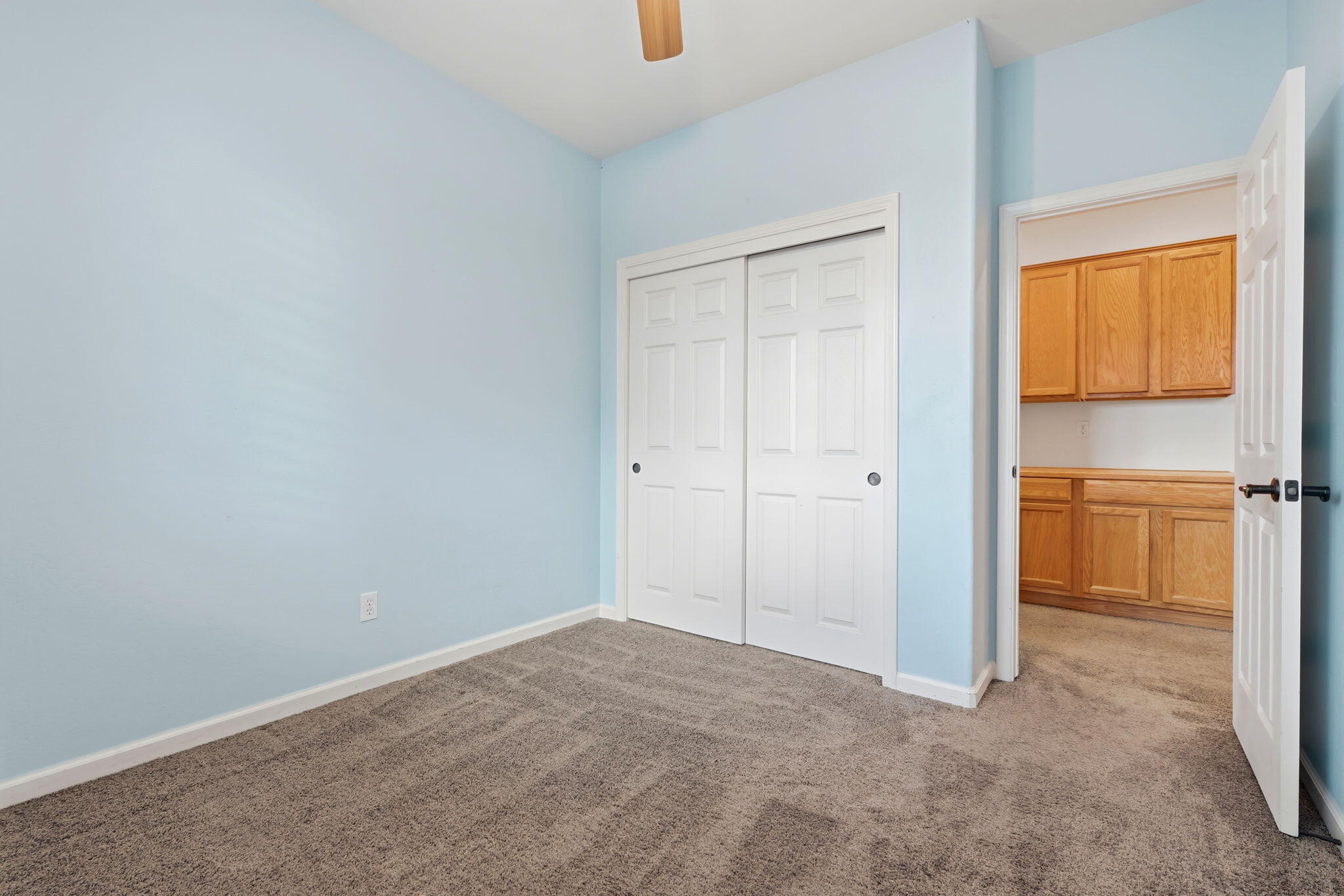 1534 N Pisa St, Visalia, CA 93291