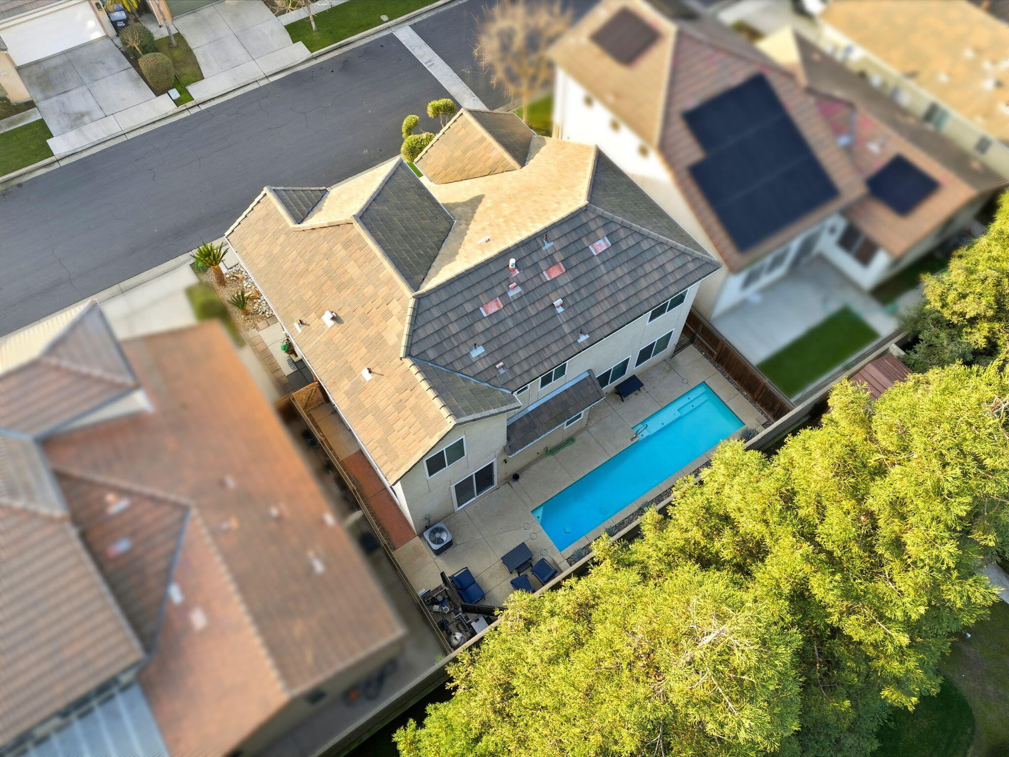 1534 N Pisa St, Visalia, CA 93291