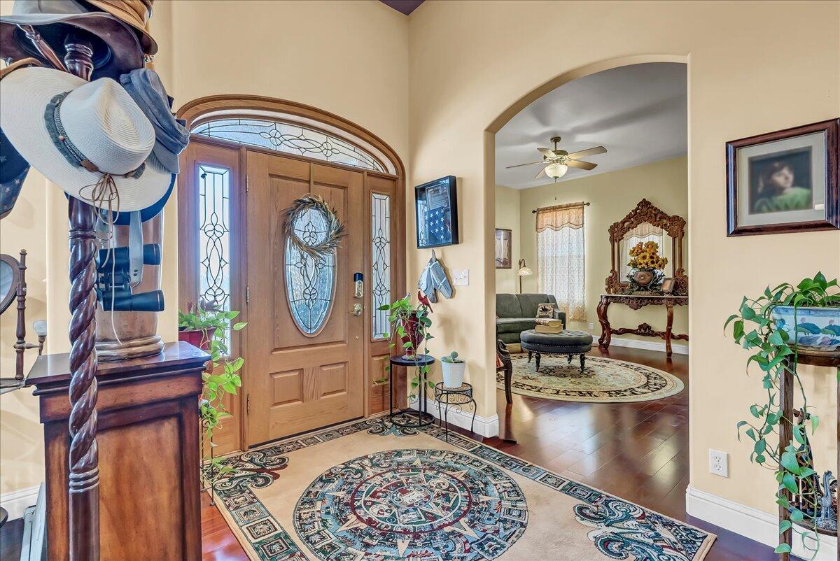 15084 18 1/2 Ave, Lemoore, CA 93245