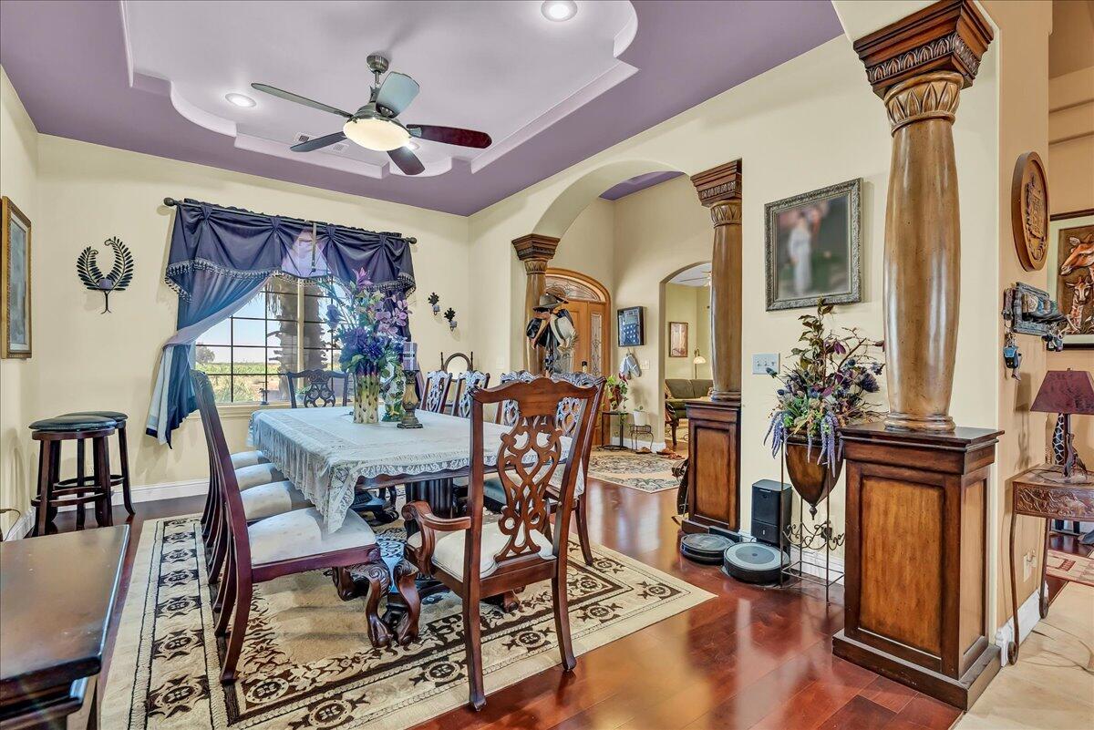 15084 18 1/2 Ave, Lemoore, CA 93245