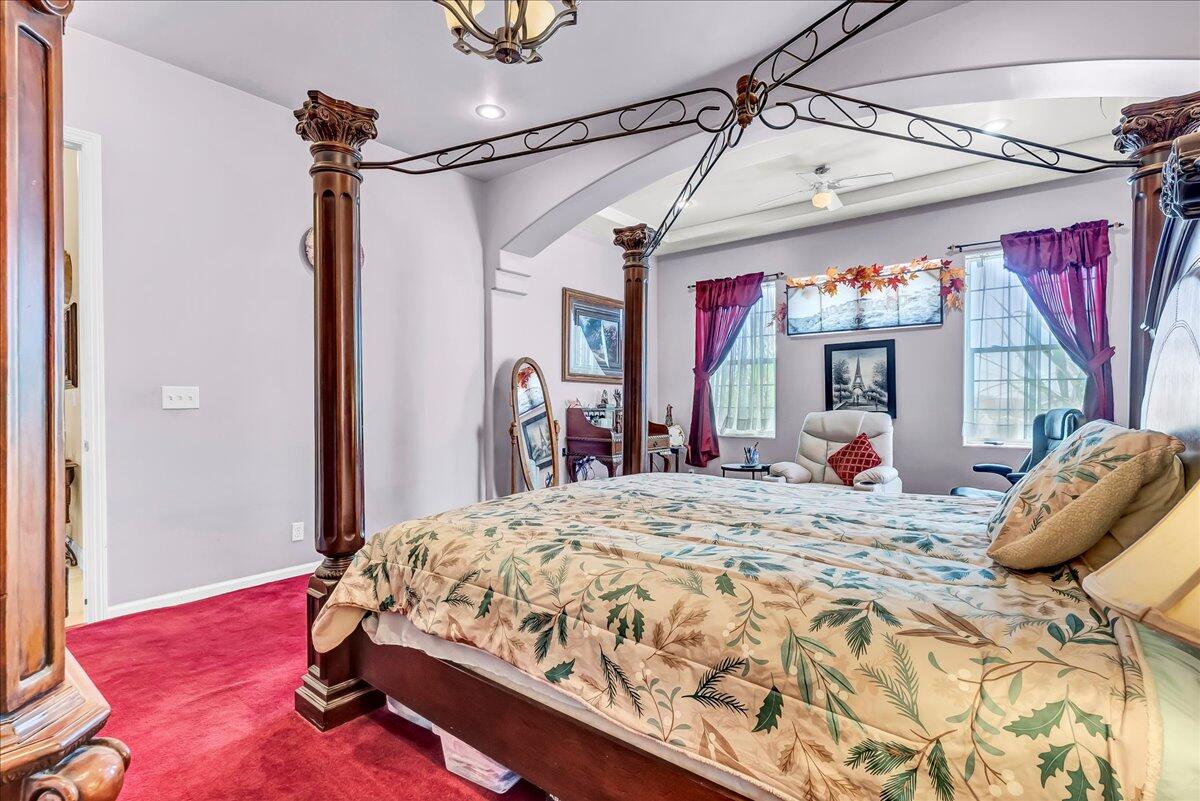 15084 18 1/2 Ave, Lemoore, CA 93245