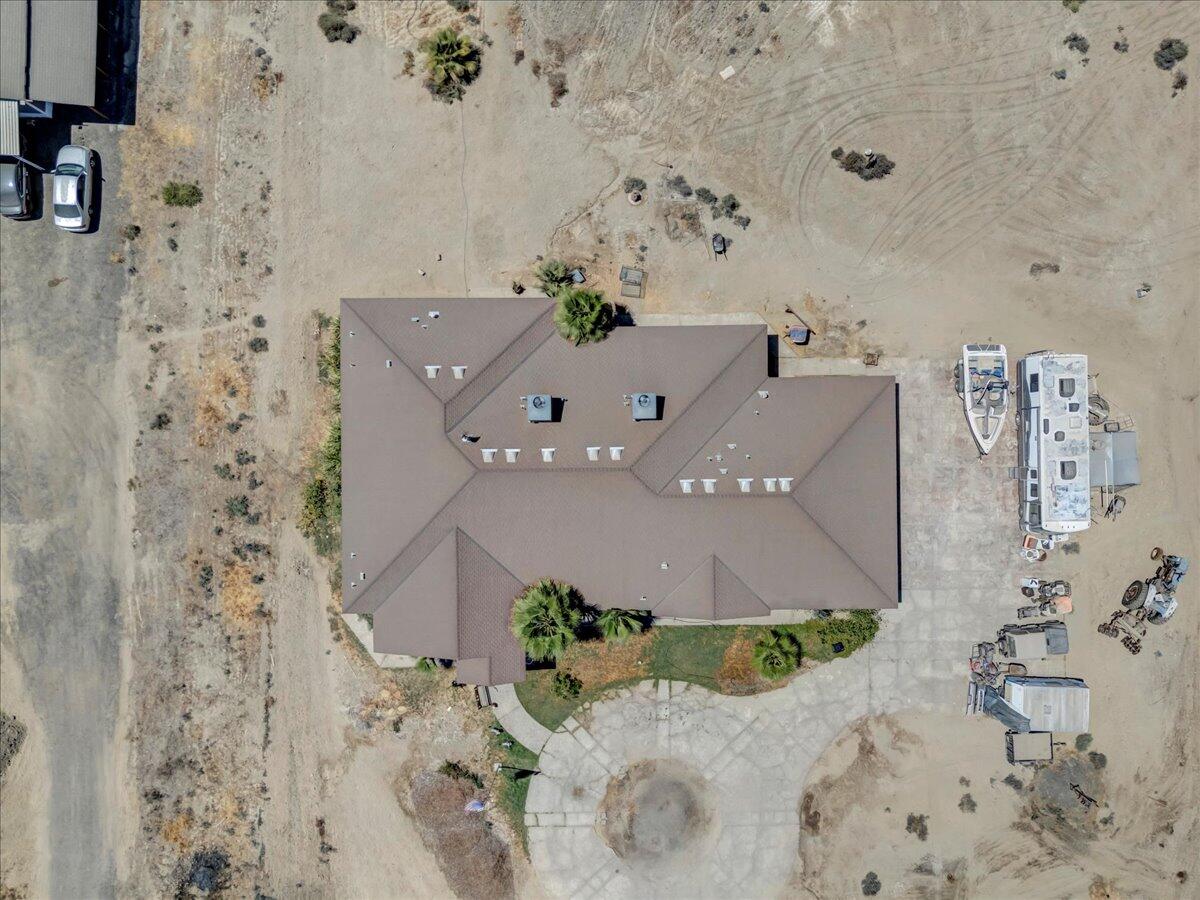 15084 18 1/2 Ave, Lemoore, CA 93245