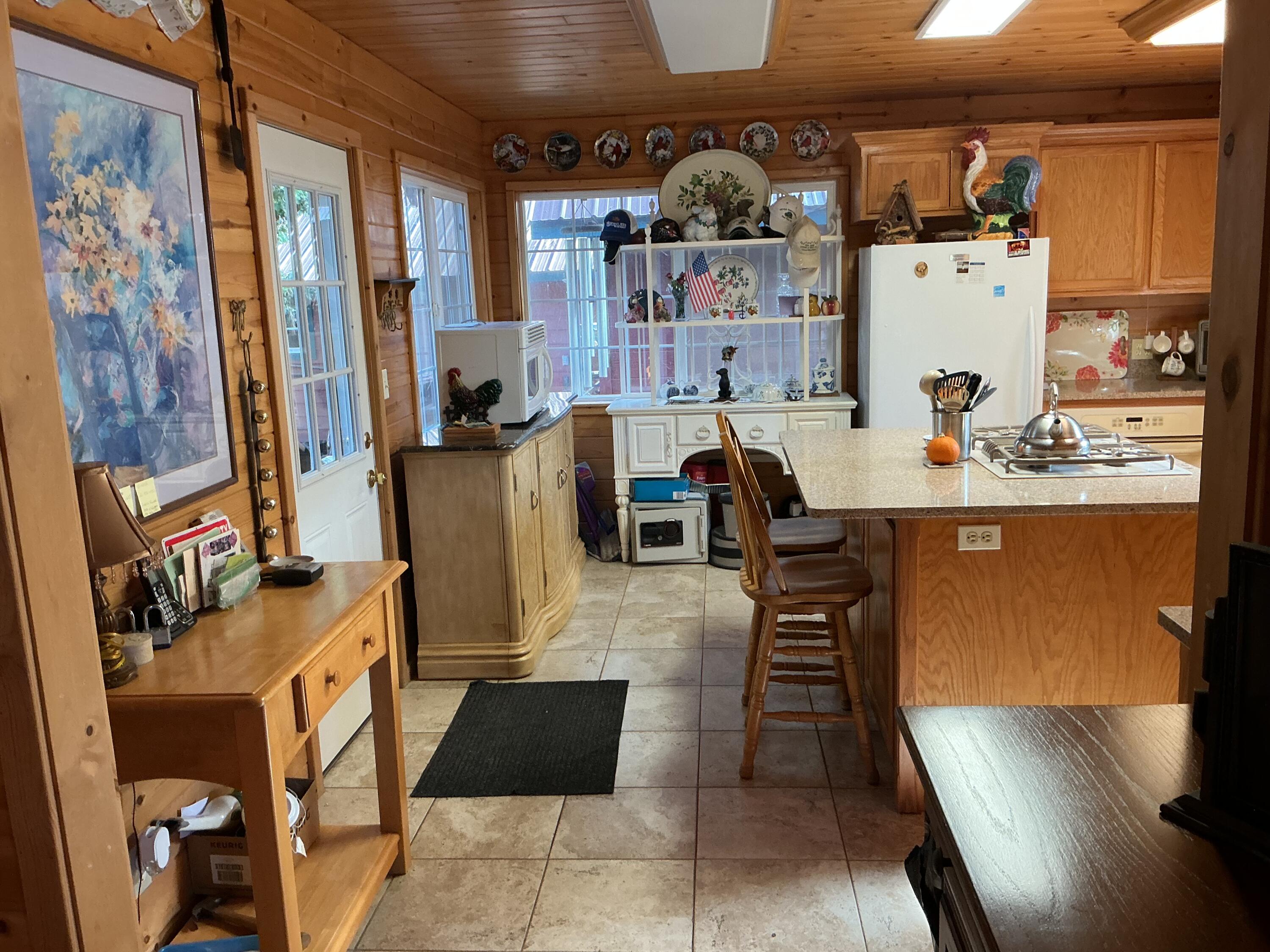 229 Rabbit Foot Trl, California Hot Springs, CA 93207