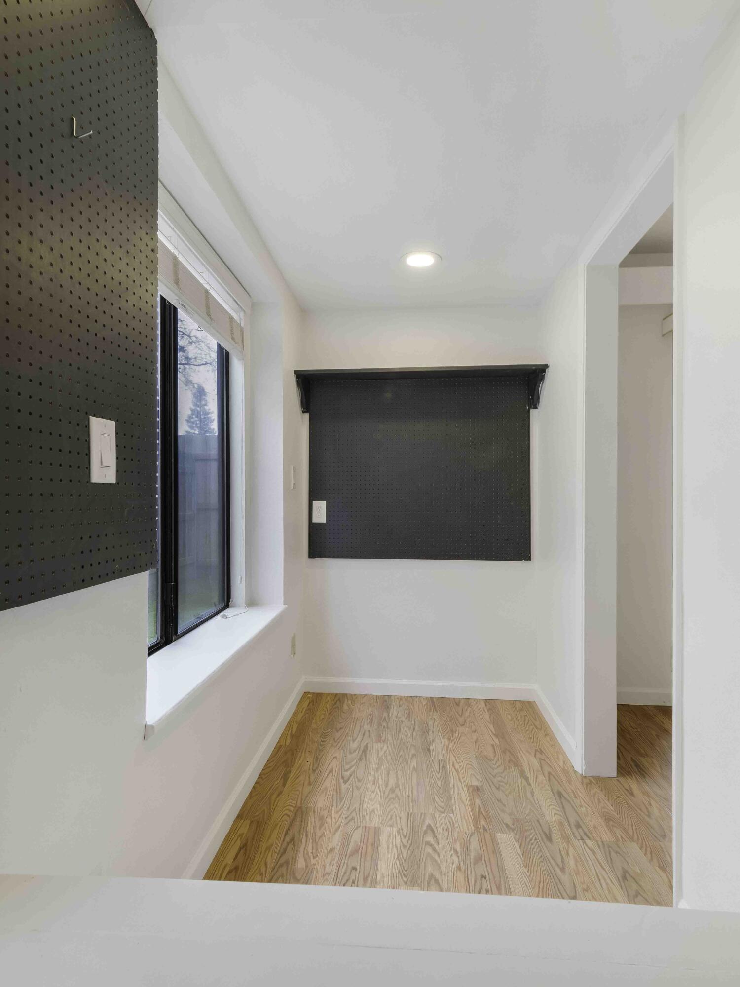 1507 E Vassar Dr, Visalia, CA 93292