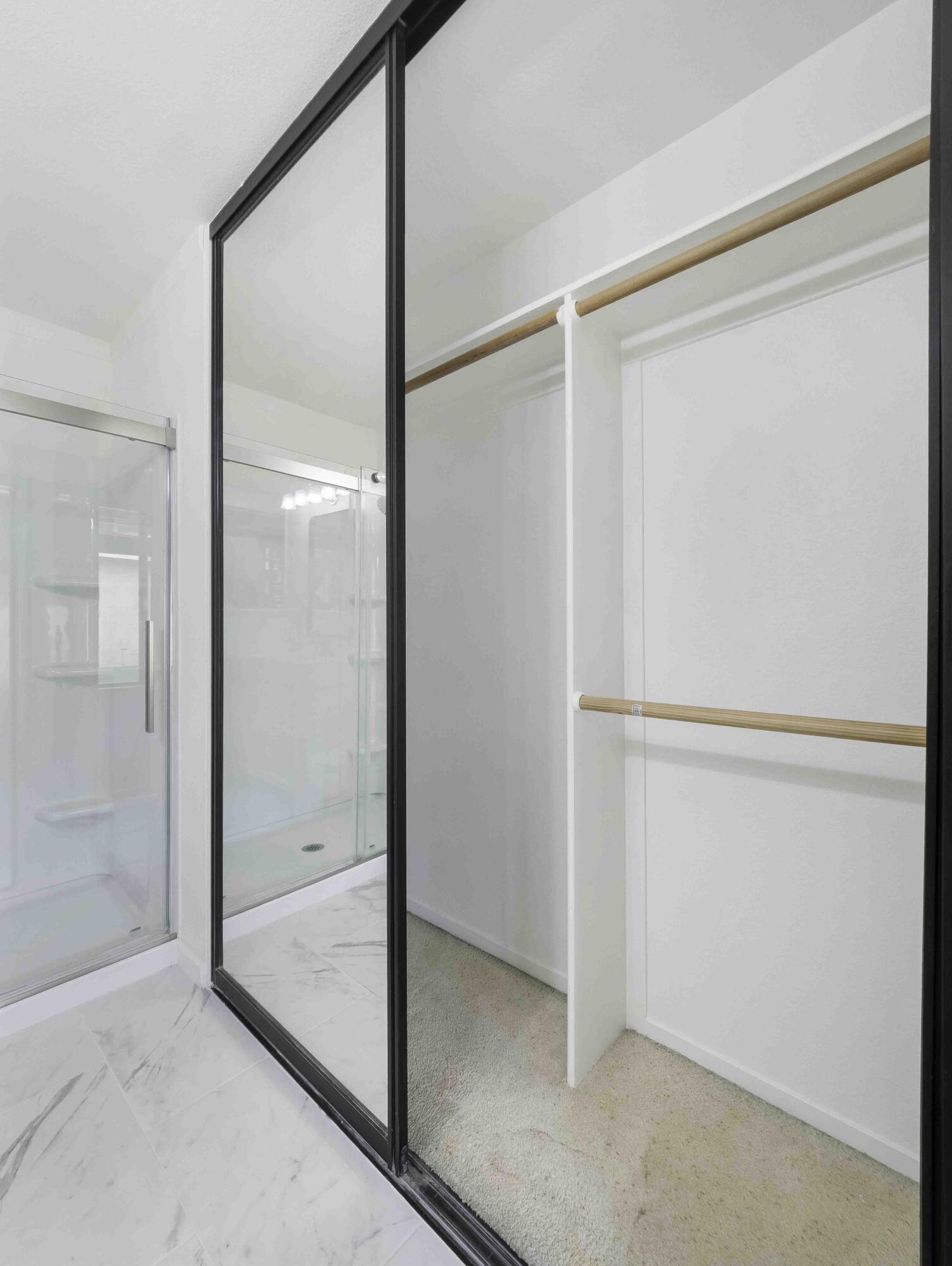 1507 E Vassar Dr, Visalia, CA 93292