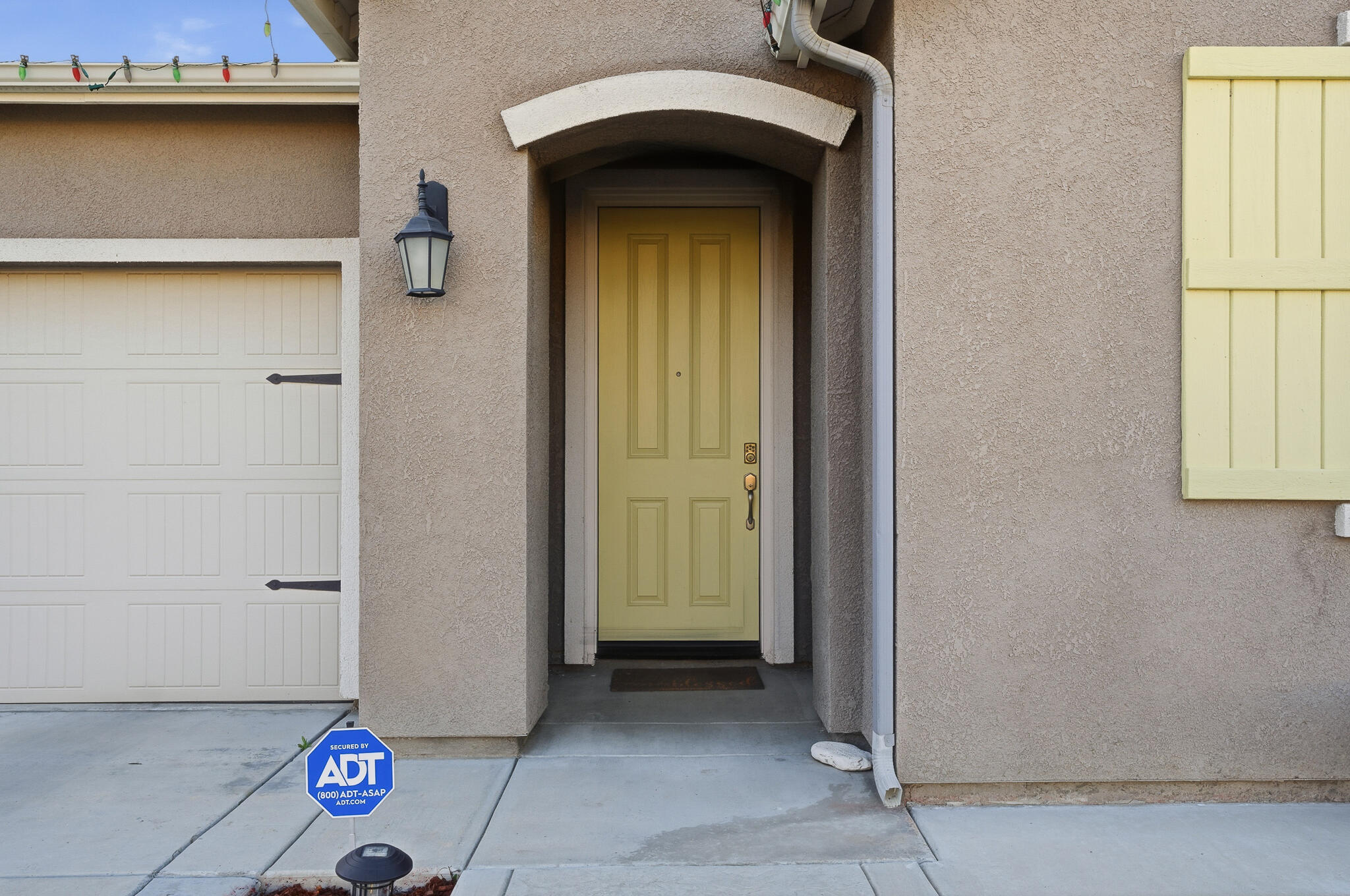 703 S Grand St, Visalia, CA 93292