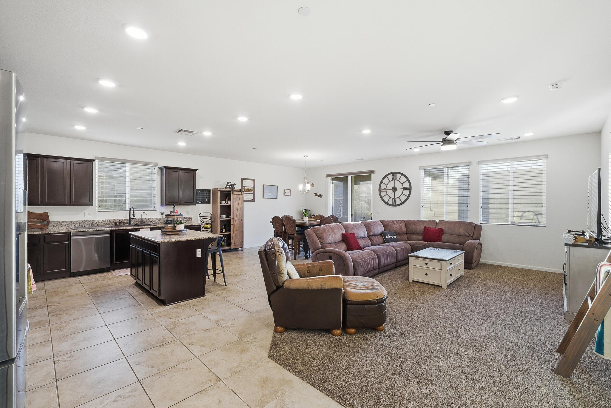 703 S Grand St, Visalia, CA 93292