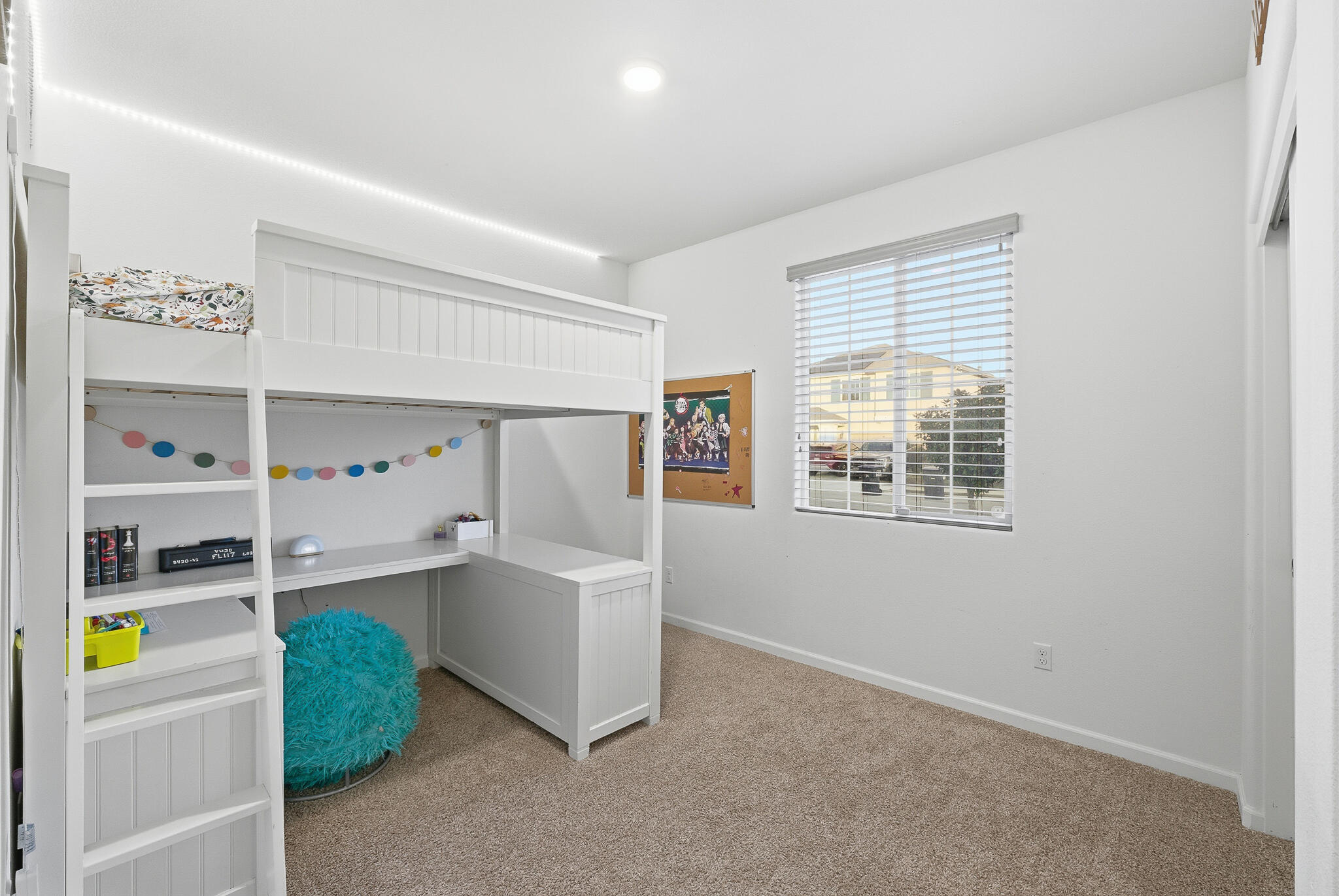 703 S Grand St, Visalia, CA 93292