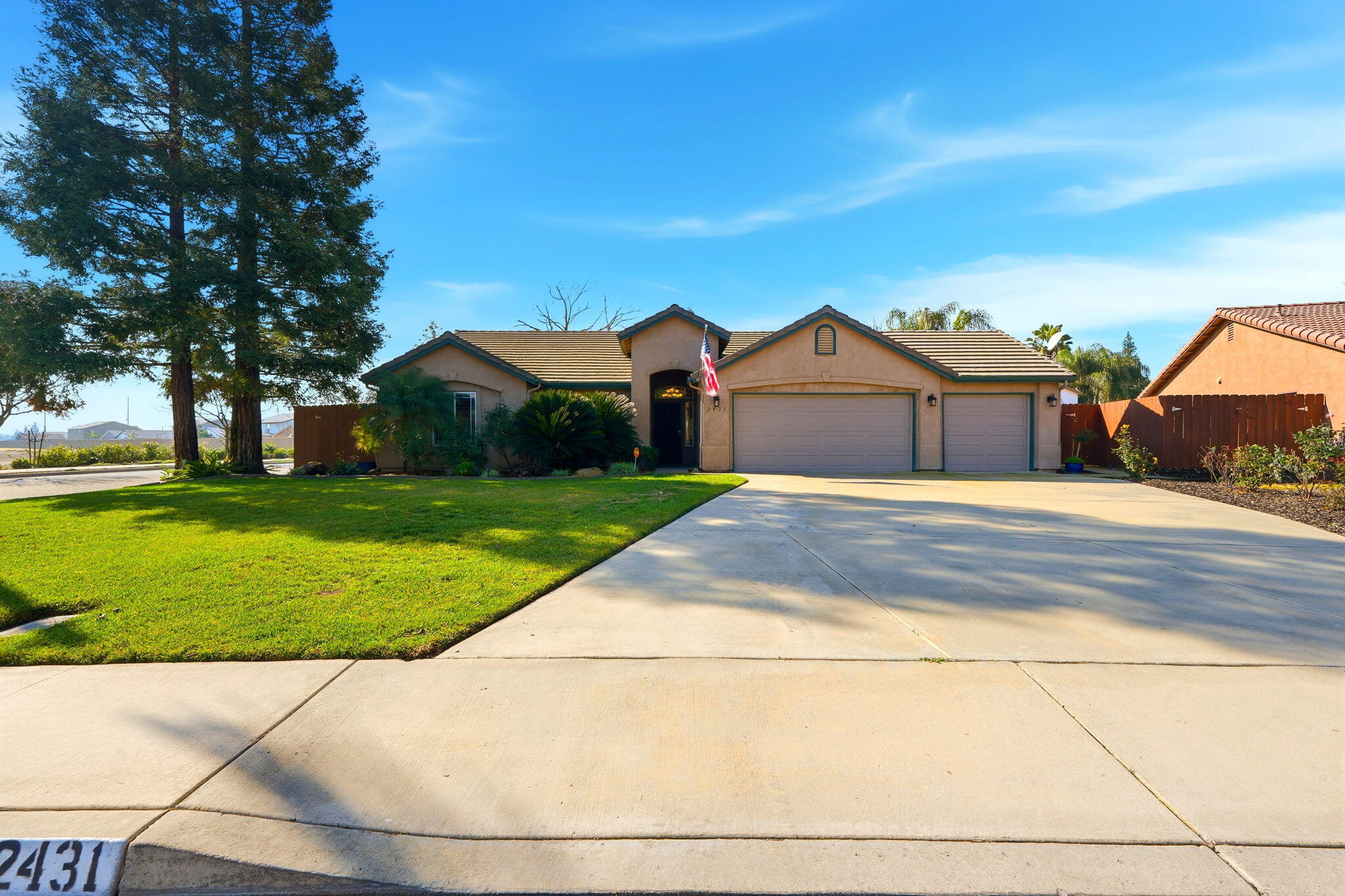 2431 S Cedar St, Visalia, CA 93292