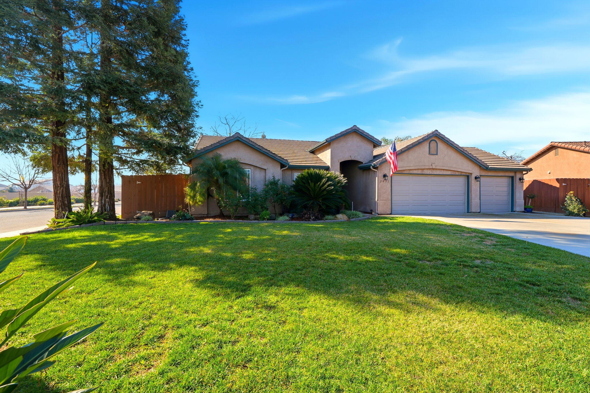 2431 S Cedar St, Visalia, CA 93292