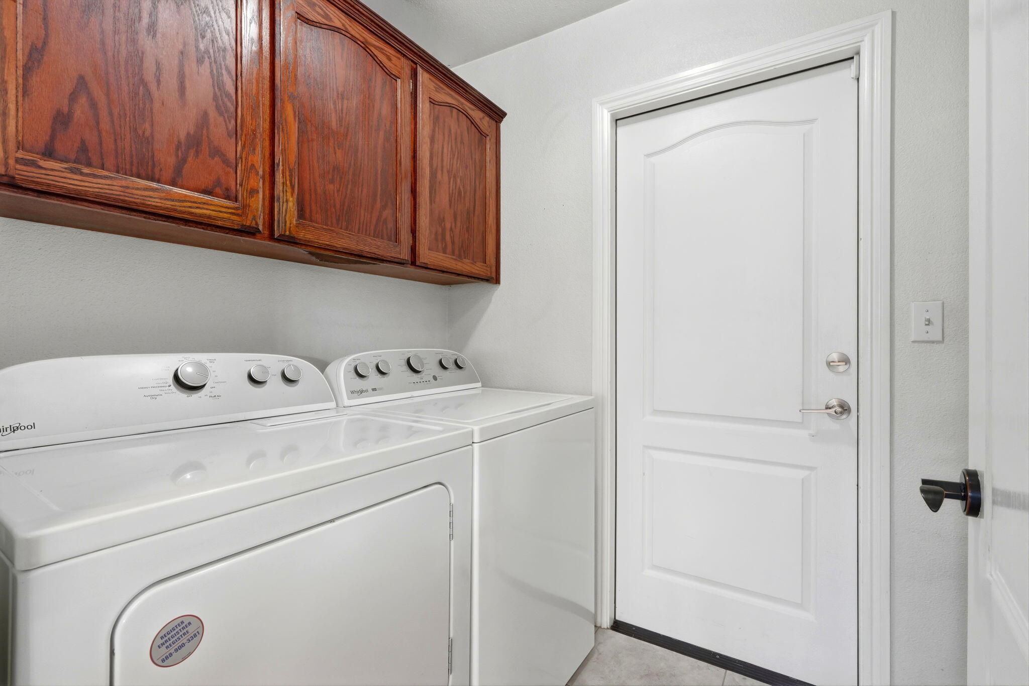 2431 S Cedar St, Visalia, CA 93292