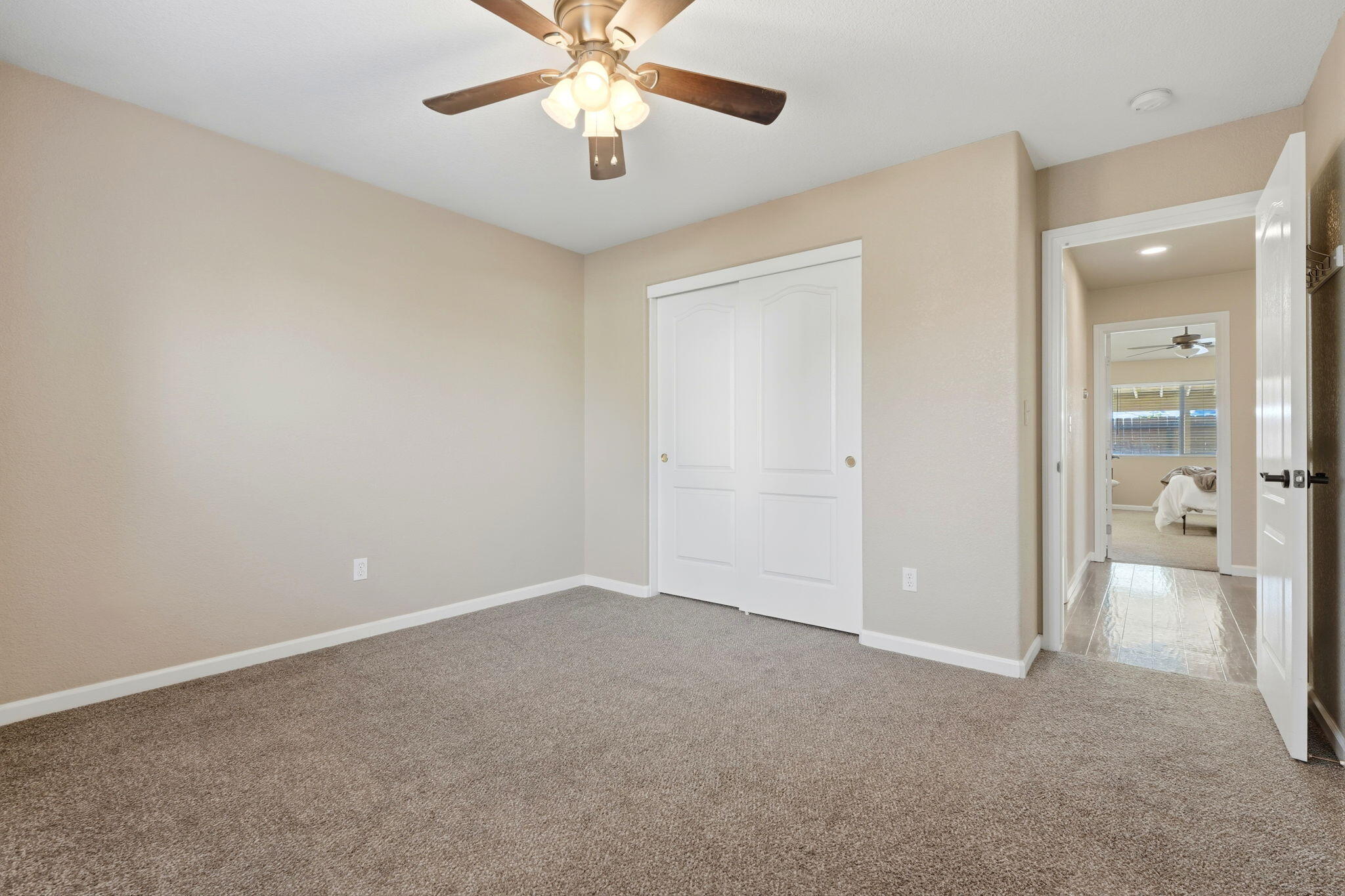 2431 S Cedar St, Visalia, CA 93292